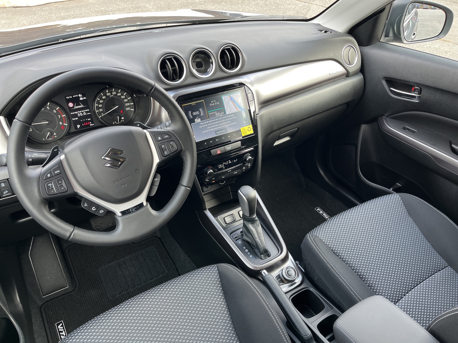 SUZUKI Vitara 1.4 T Compact+ Hybrid 4x4-image-11