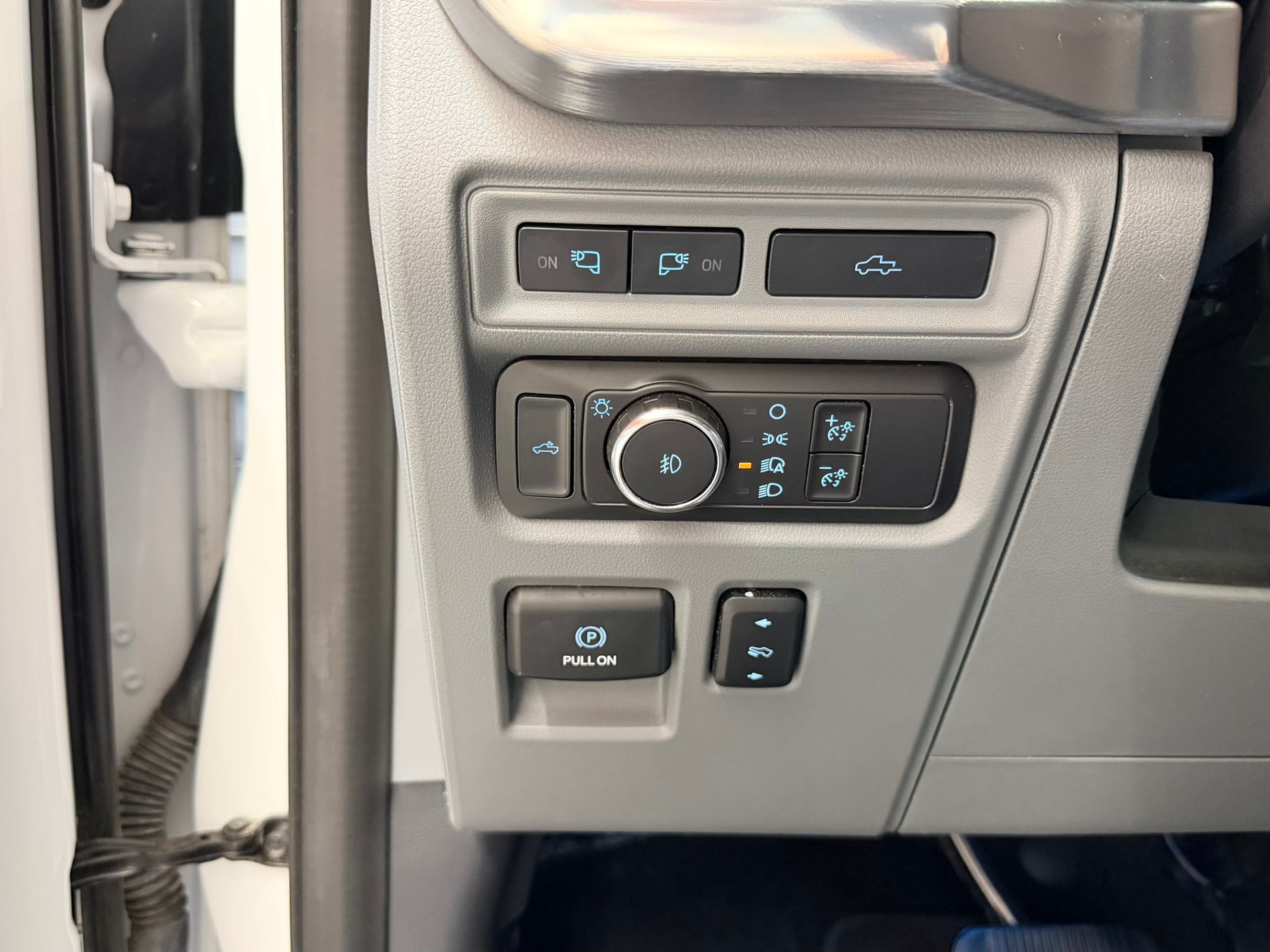 FORD F 150 Lariat 3.0 Diesel-image-24