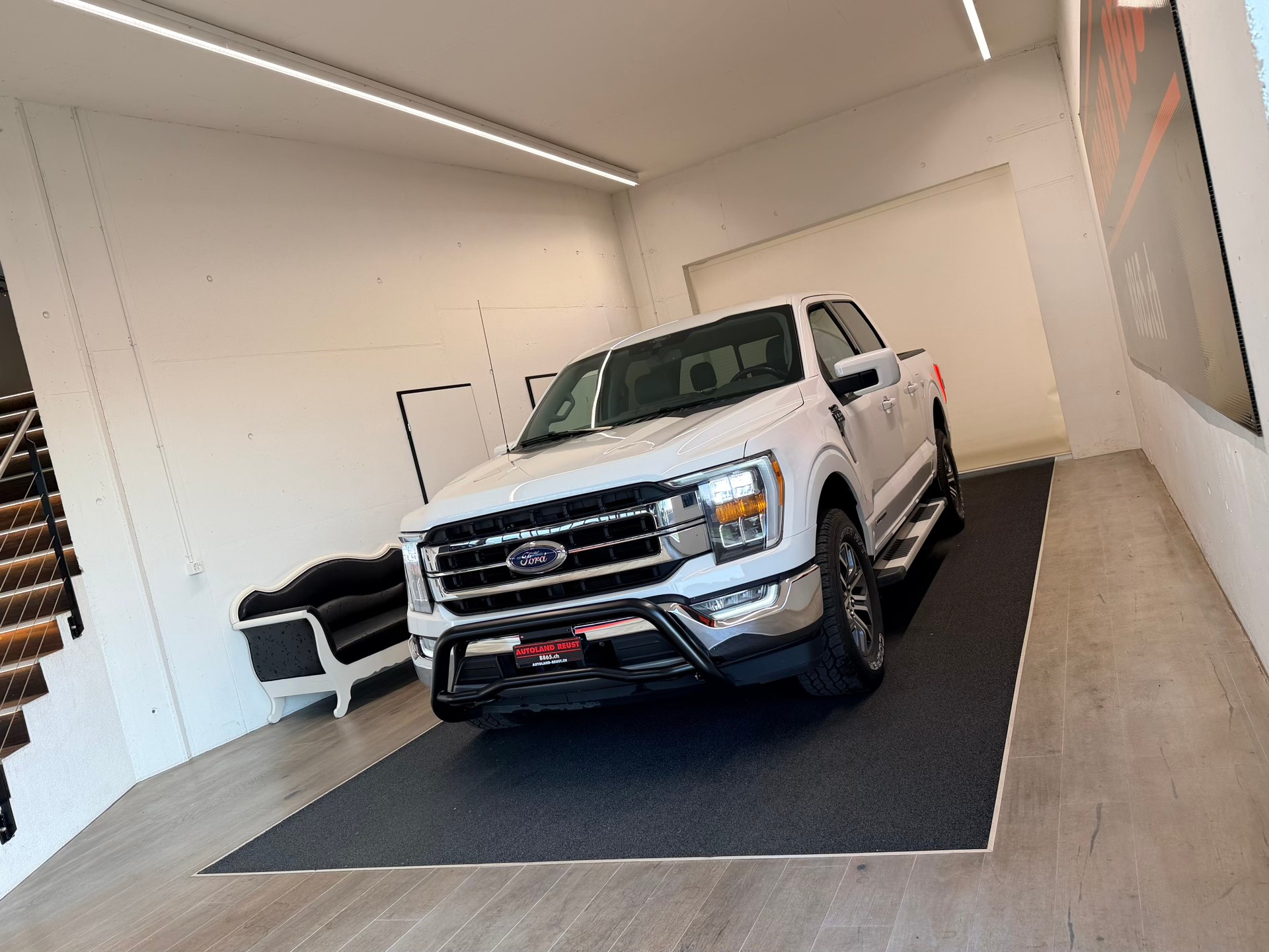 FORD F 150 Lariat 3.0 Diesel-showroom-element-2
