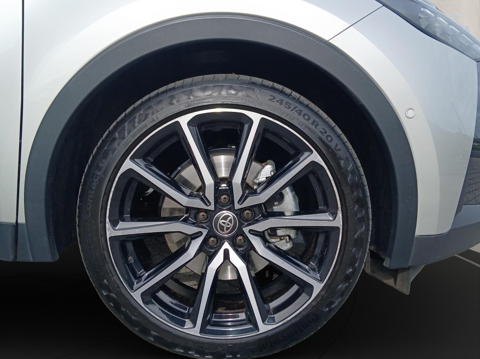 TOYOTA C-HR 2.0 PHEV GR Sport Premiere-image-15
