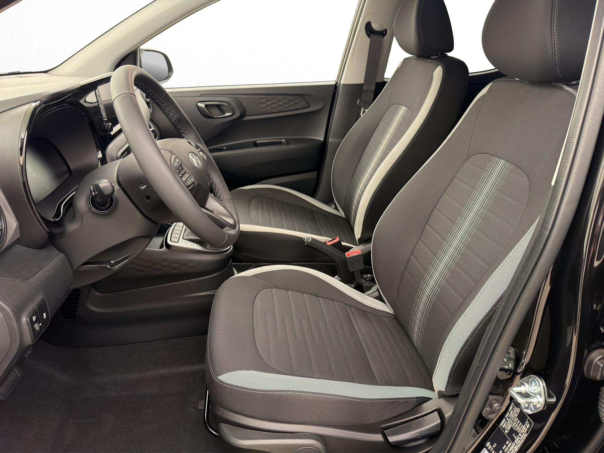 HYUNDAI i10 1.2 Amplia-showroom-element-3