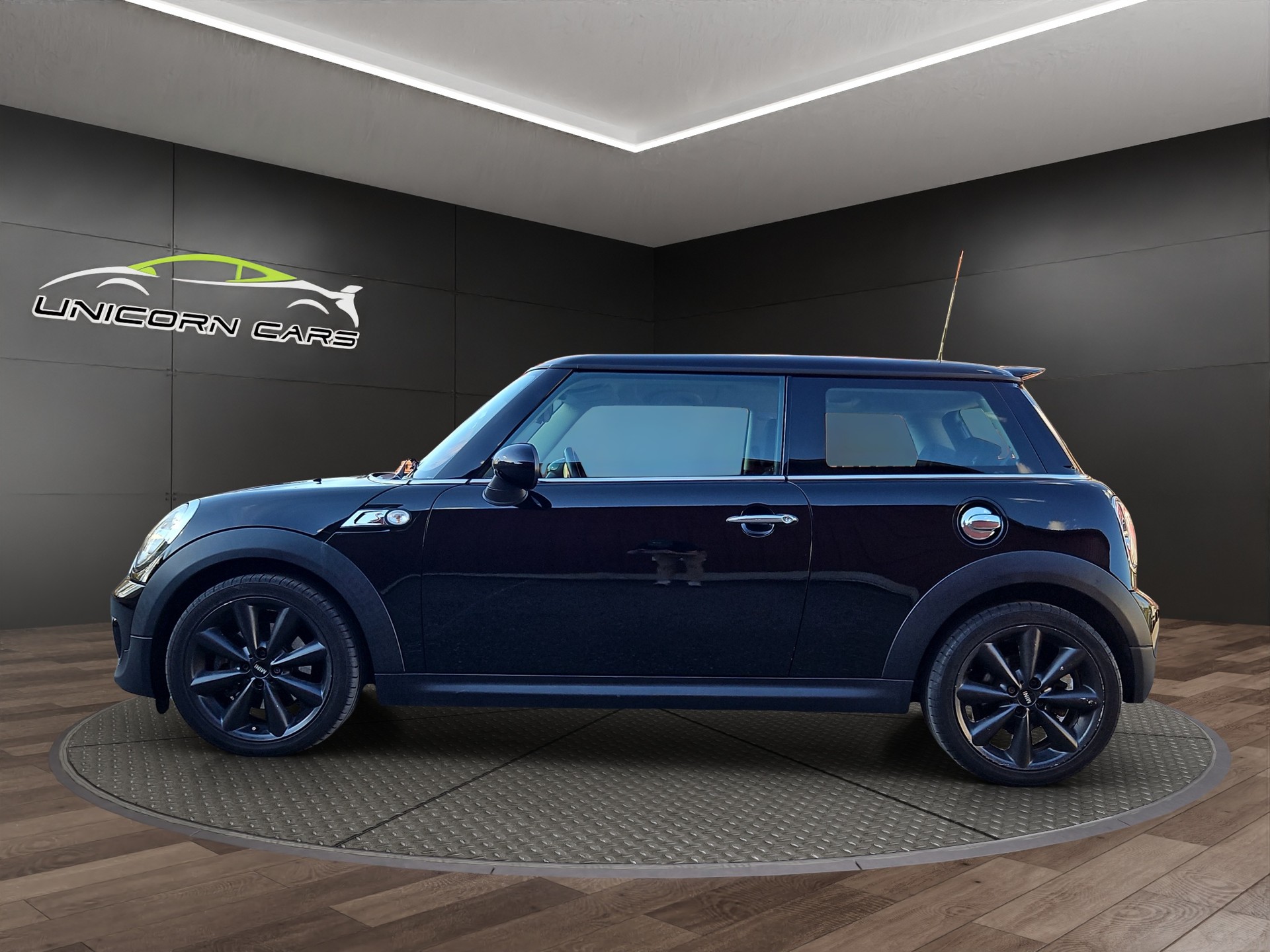 MINI Cooper S-image-21