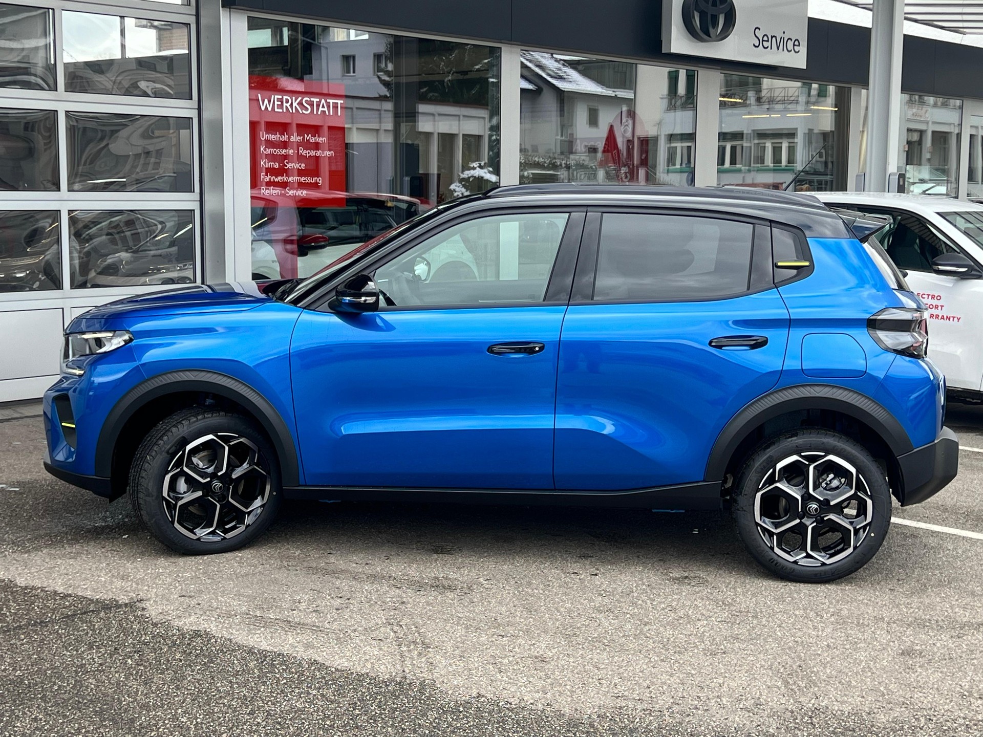 CITROEN C3 1.2 Hybrid Edition Tricolore-showroom-element-3