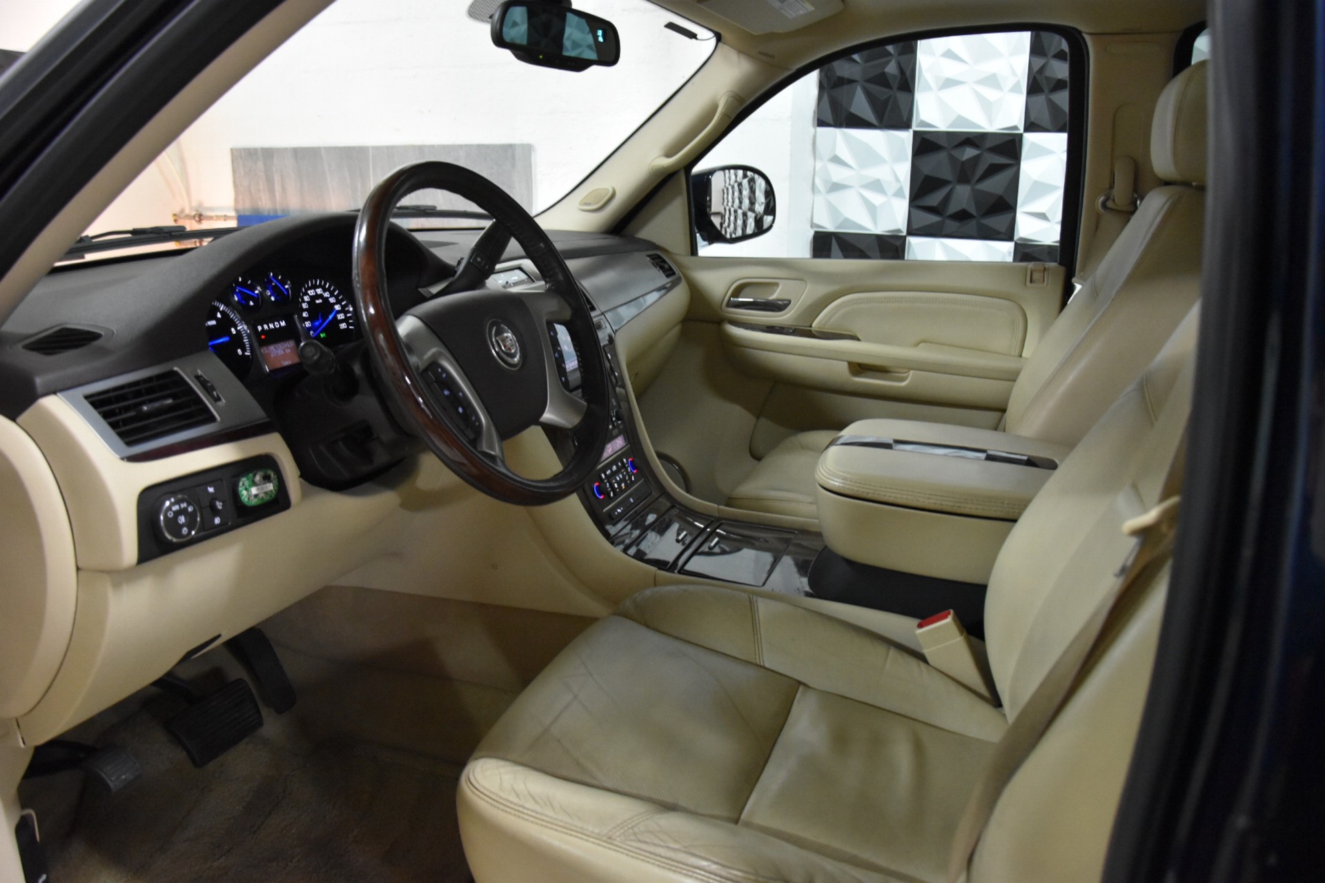 CADILLAC Escalade 6.2 Sport Luxury-image-12