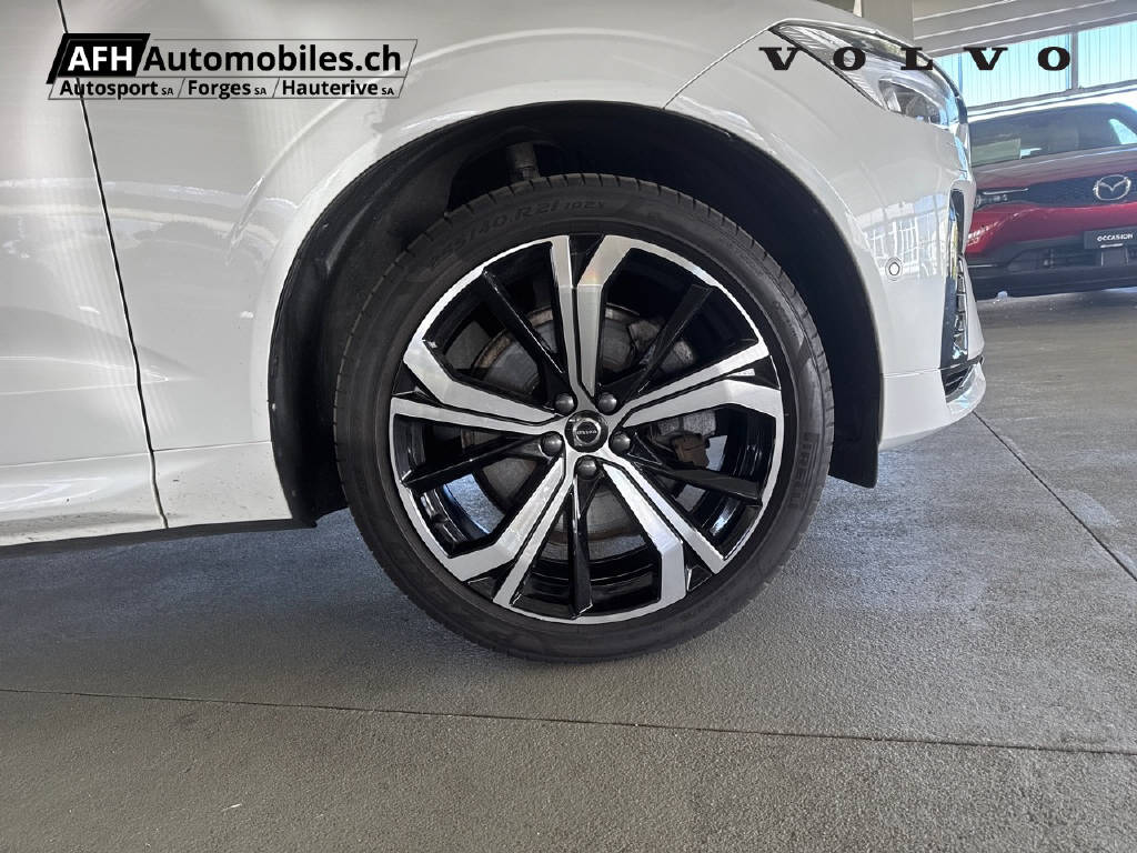 VOLVO XC60 2.0 T6 TE Ultimate Dark eAWD-image-16