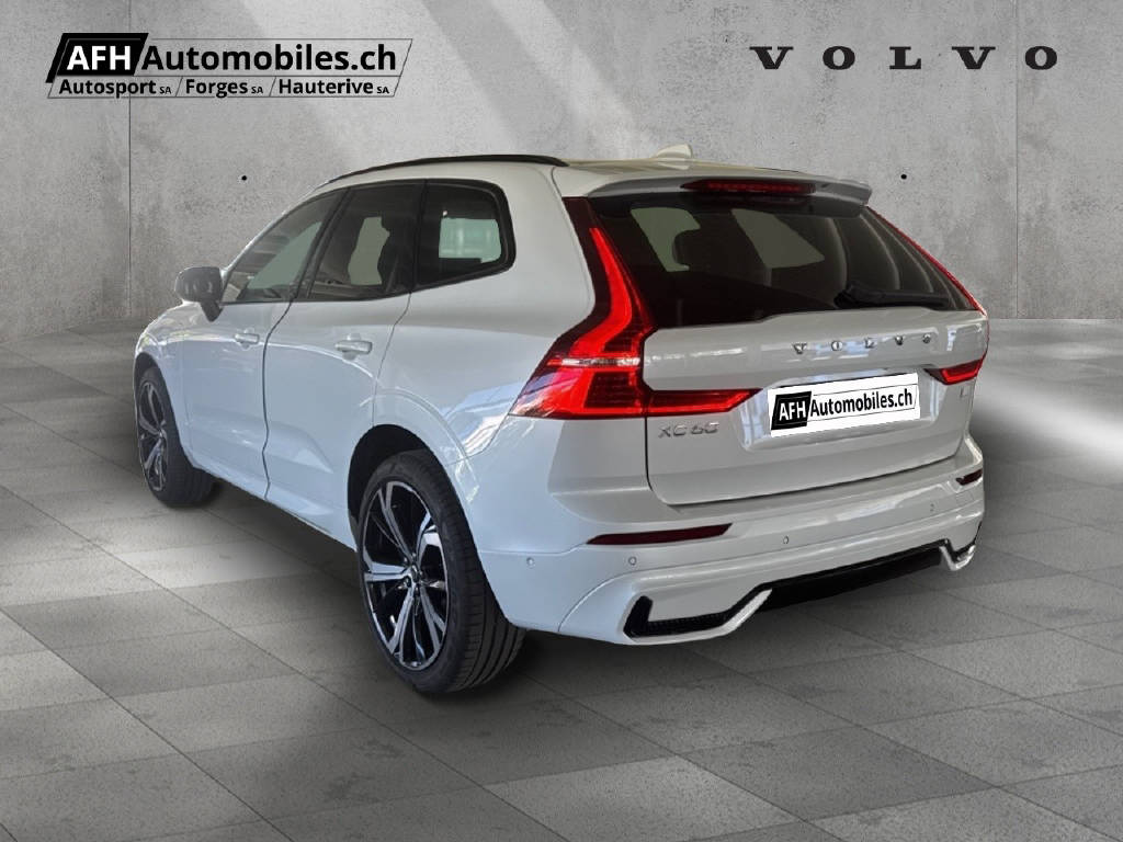 VOLVO XC60 2.0 T6 TE Ultimate Dark eAWD-image-10