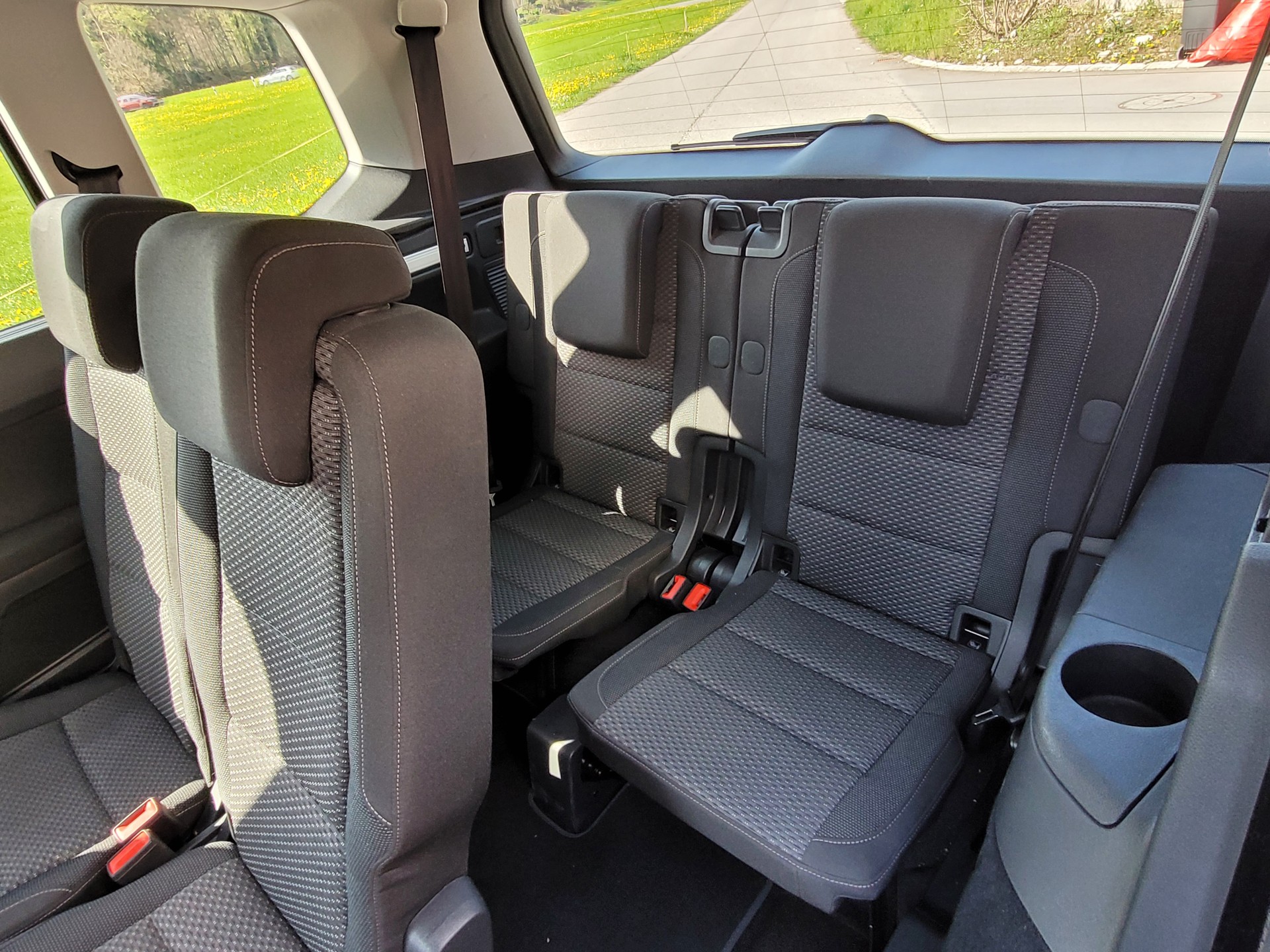 VW Touran 1.5 TSI EVO Comfortline United DSG *inkl. Garantie+7-Plätzer+Family Pack*-image-15