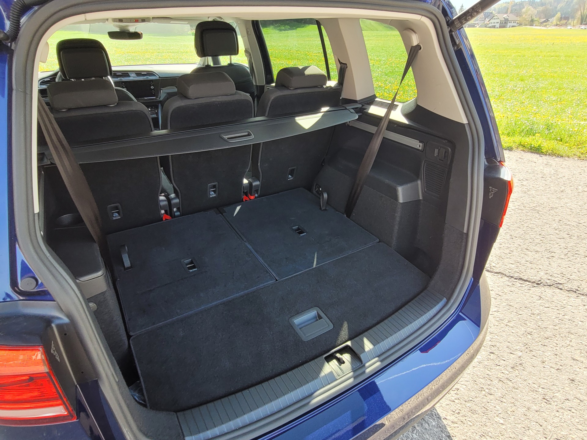 VW Touran 1.5 TSI EVO Comfortline United DSG *inkl. Garantie+7-Plätzer+Family Pack*-image-7