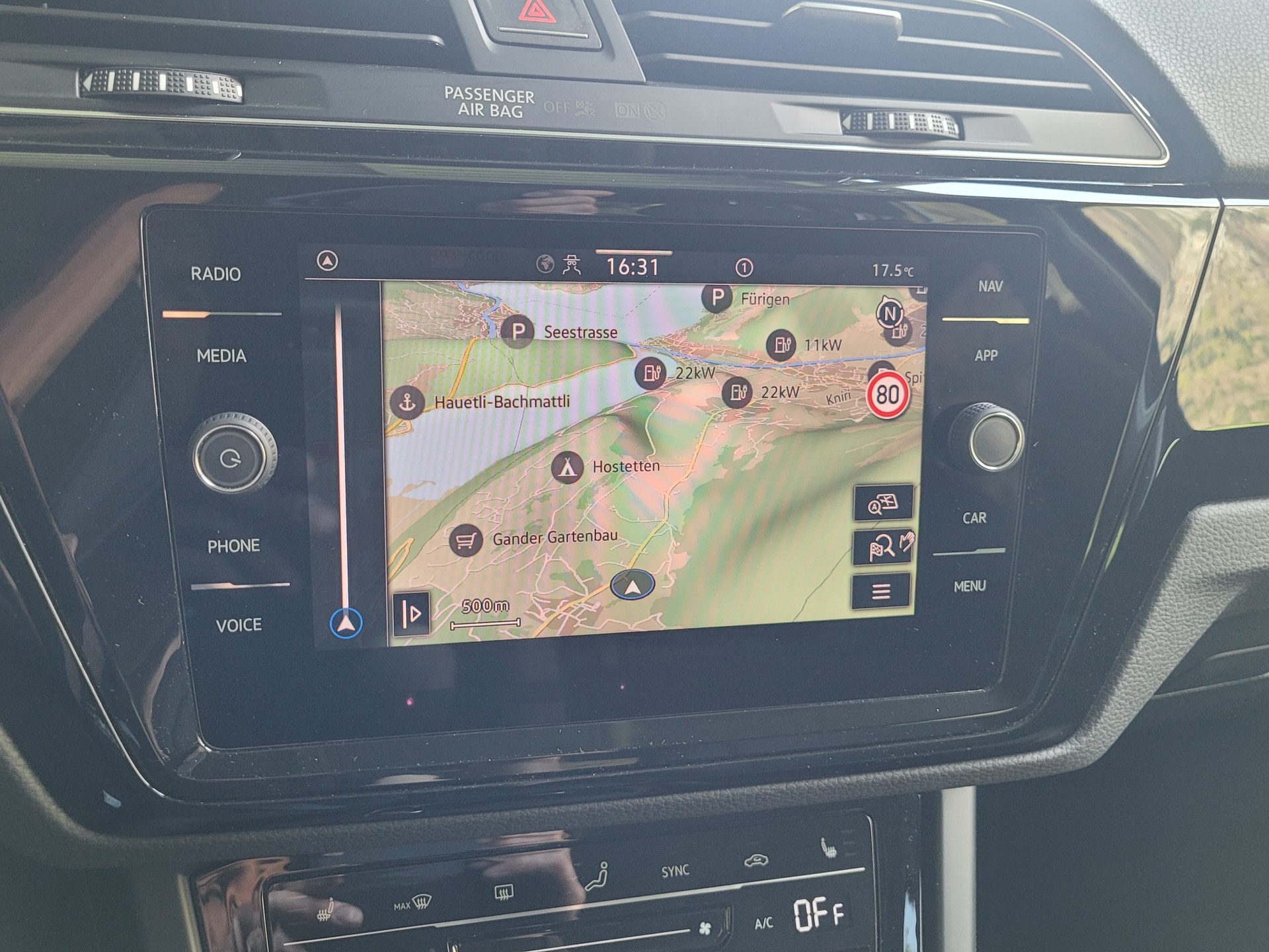 VW Touran 1.5 TSI EVO Comfortline United DSG *inkl. Garantie+7-Plätzer+Family Pack*-image-11