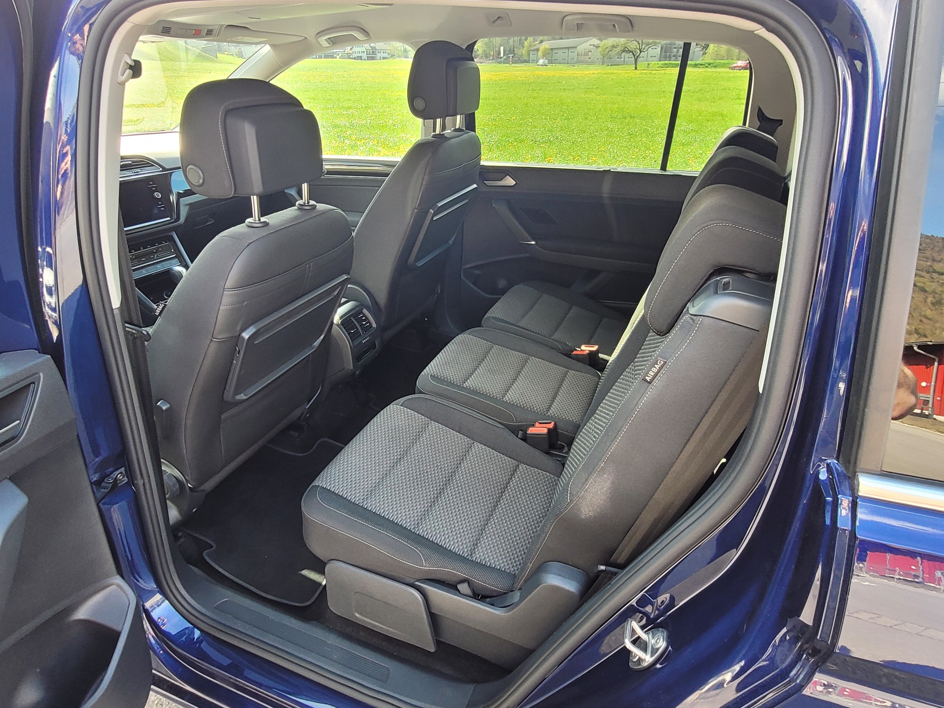 VW Touran 1.5 TSI EVO Comfortline United DSG *inkl. Garantie+7-Plätzer+Family Pack*-image-14