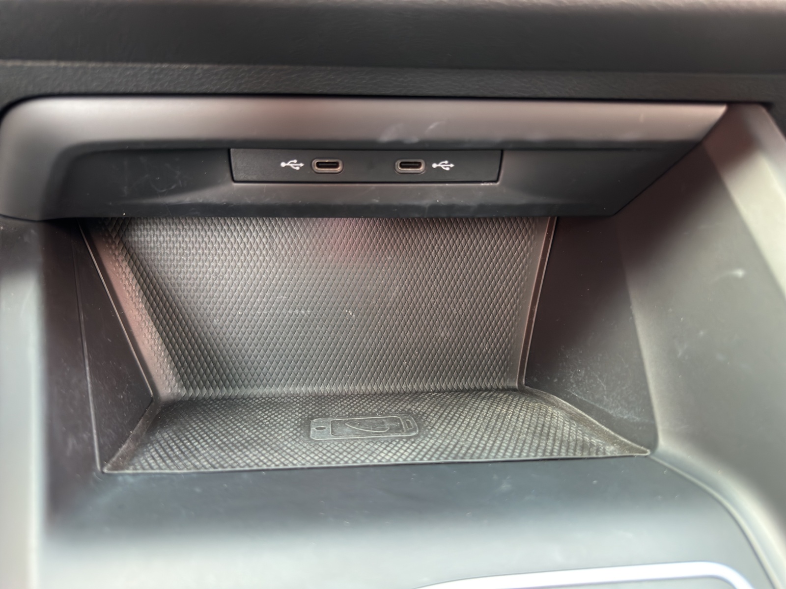 VW Golf 1.5 eTSI mHEV ACT Style DSG-image-15