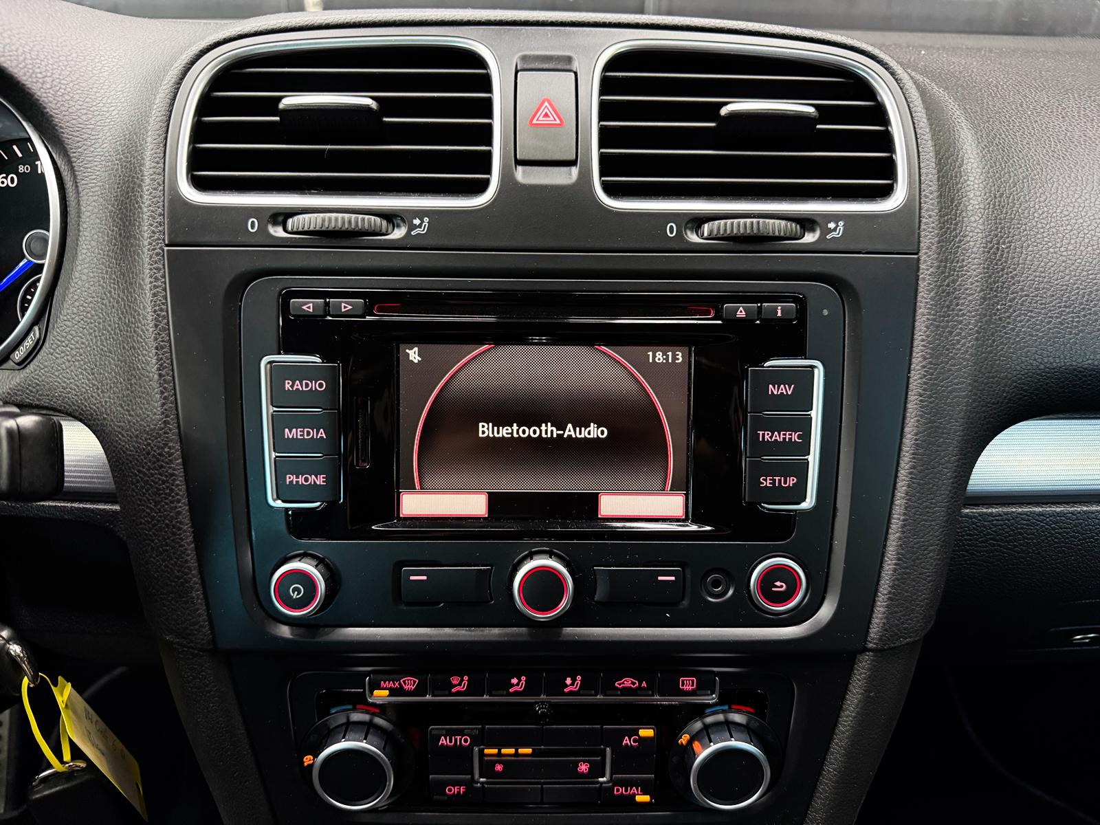 VW Golf 2.0 TSI R 4Motion-image-14