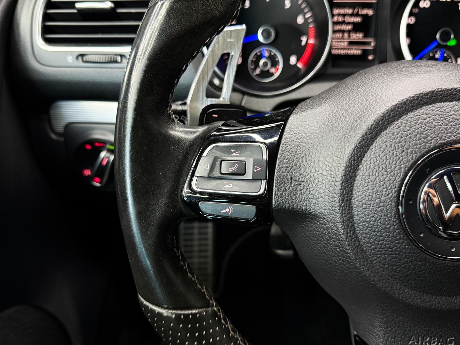 VW Golf 2.0 TSI R 4Motion-image-11