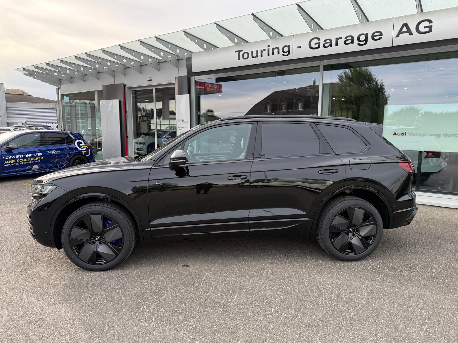 VW VW Touareg 3.0 TSI R-Line Final Edition Tiptronic-showroom-element-1