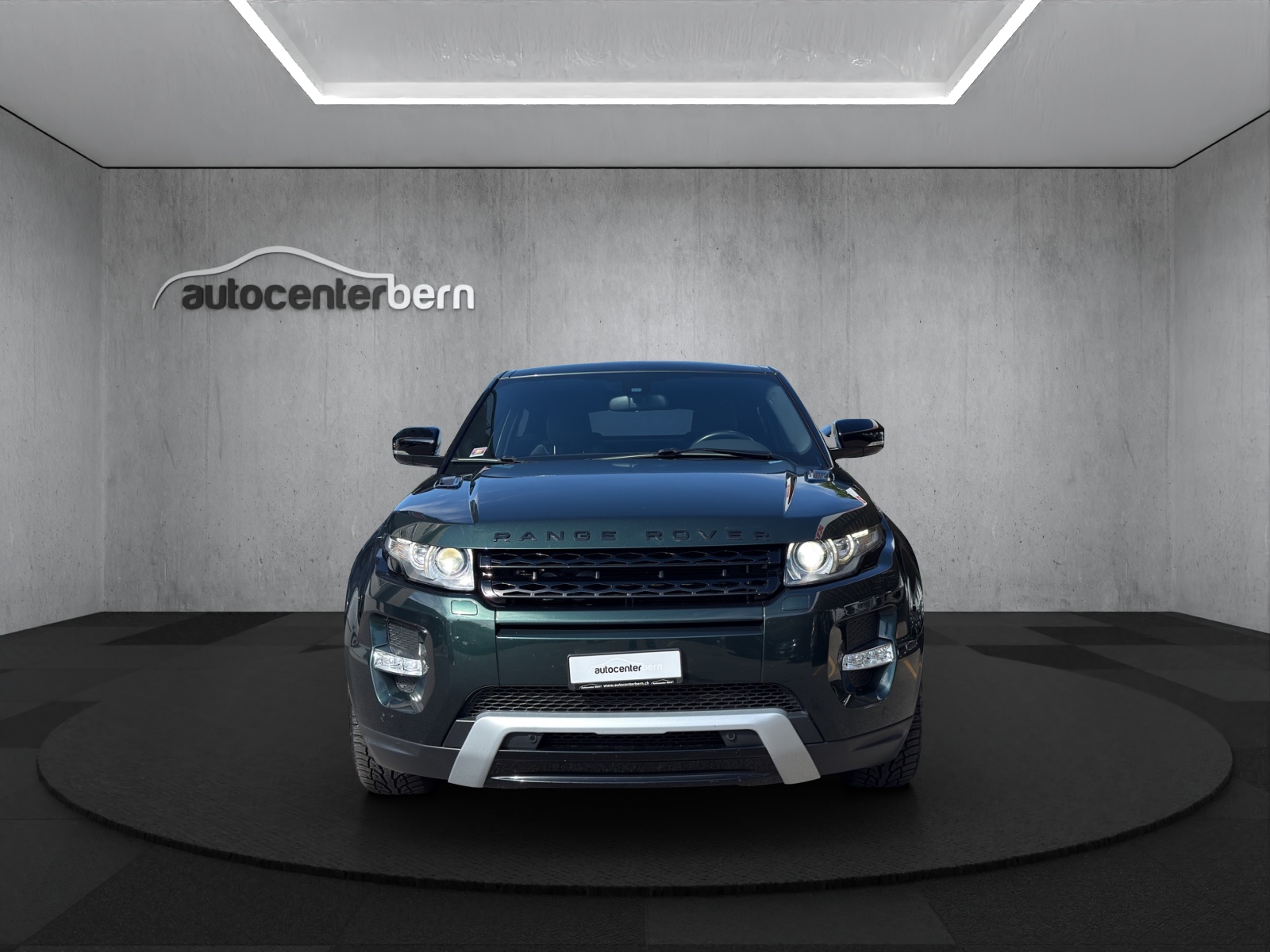 LAND ROVER Range Rover Evoque 2.2 SD4 Pure AT6-image-1