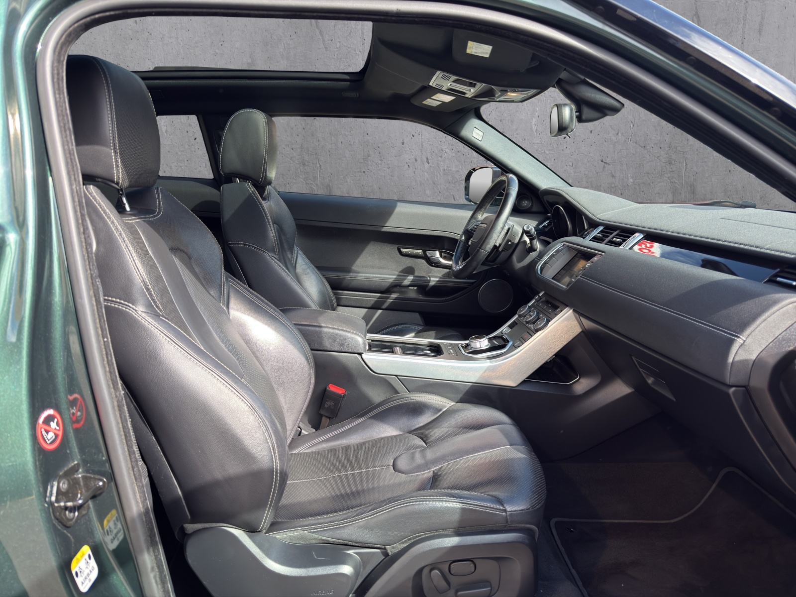 LAND ROVER Range Rover Evoque 2.2 SD4 Pure AT6-image-13