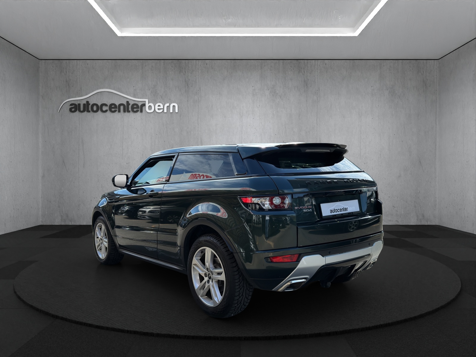 LAND ROVER Range Rover Evoque 2.2 SD4 Pure AT6-image-4