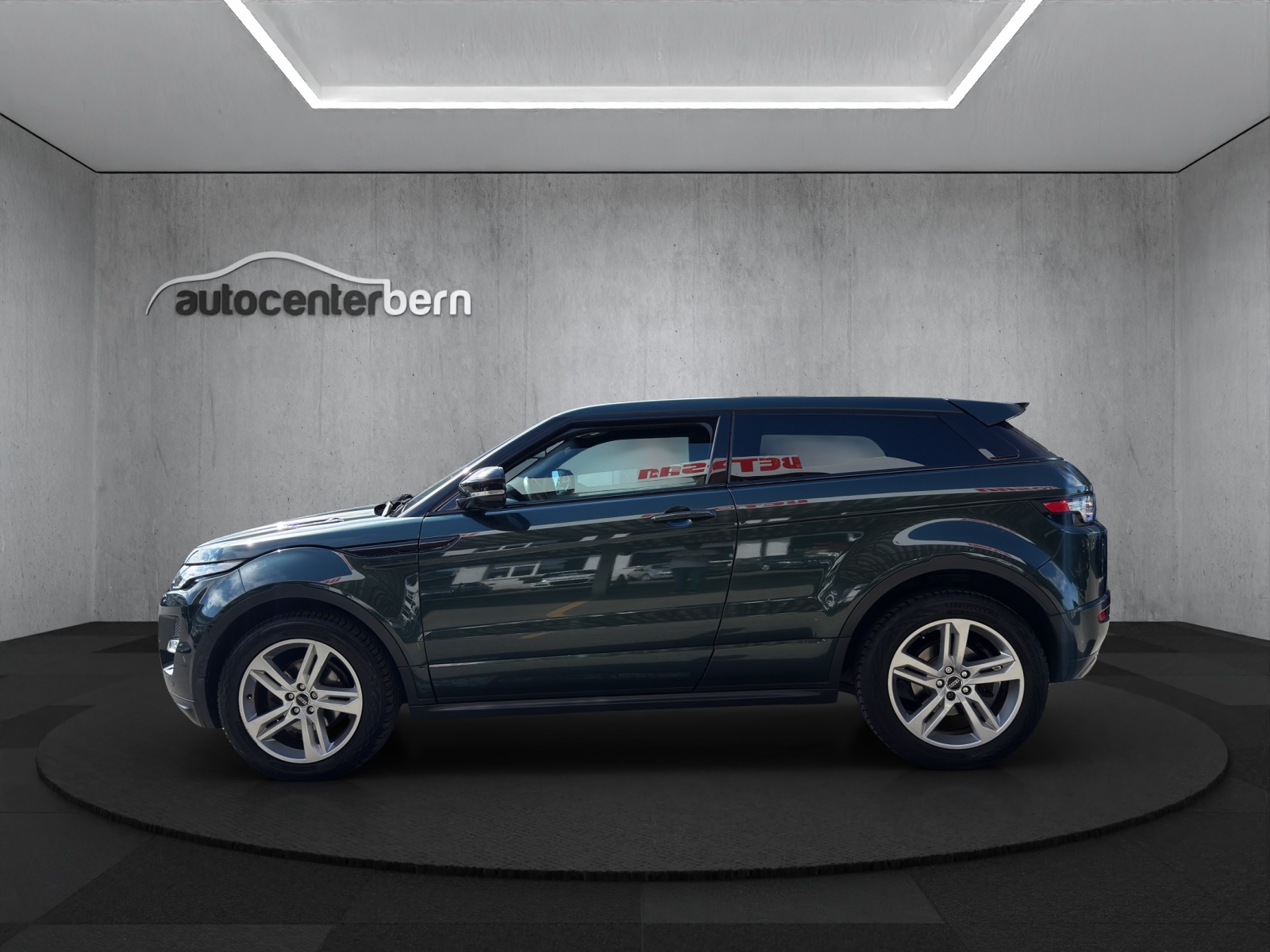 LAND ROVER Range Rover Evoque 2.2 SD4 Pure AT6-image-3
