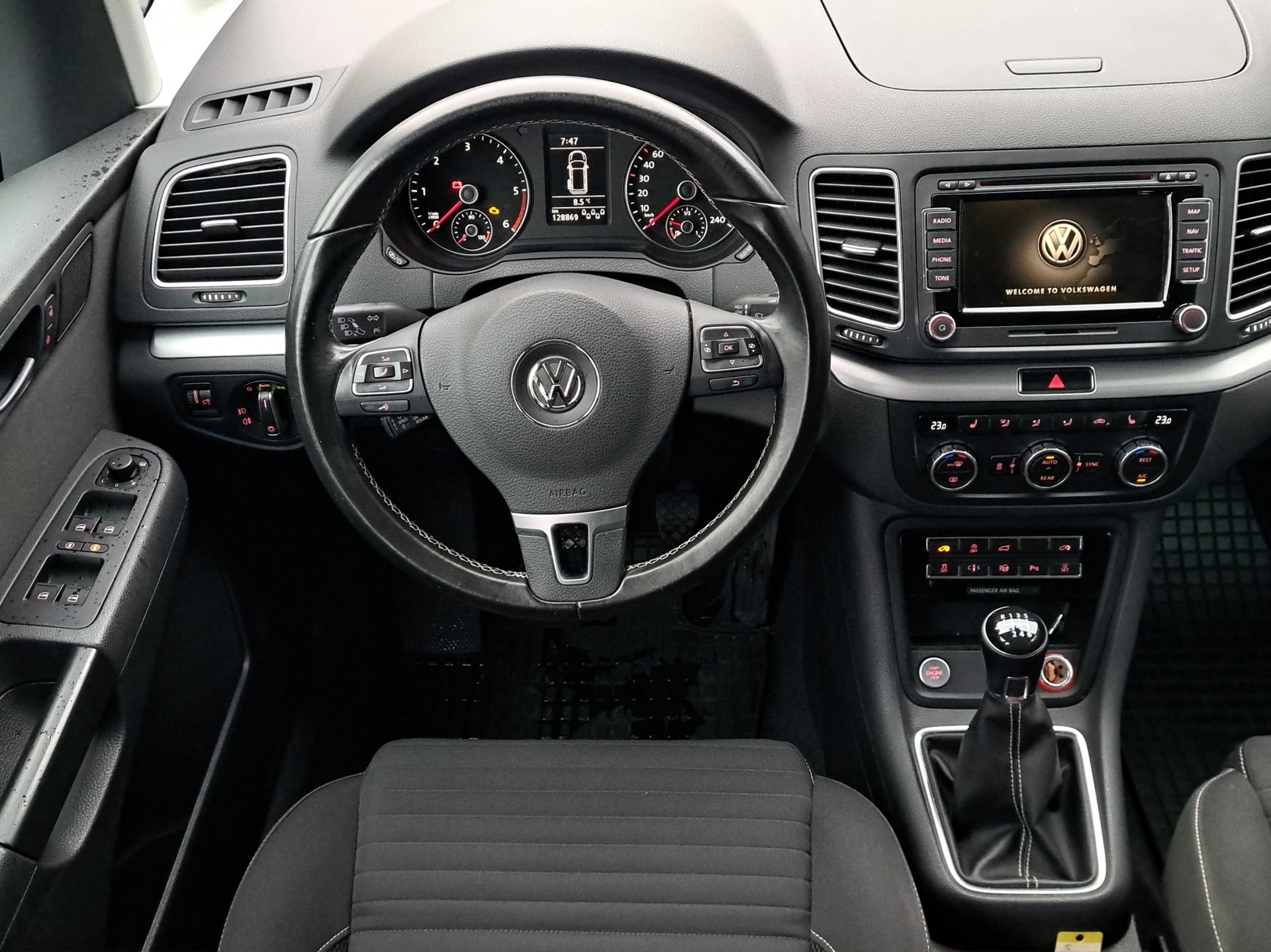VW Sharan 2.0 TDI BlueMotion Technology Cup Anhängerkupplung-image-9