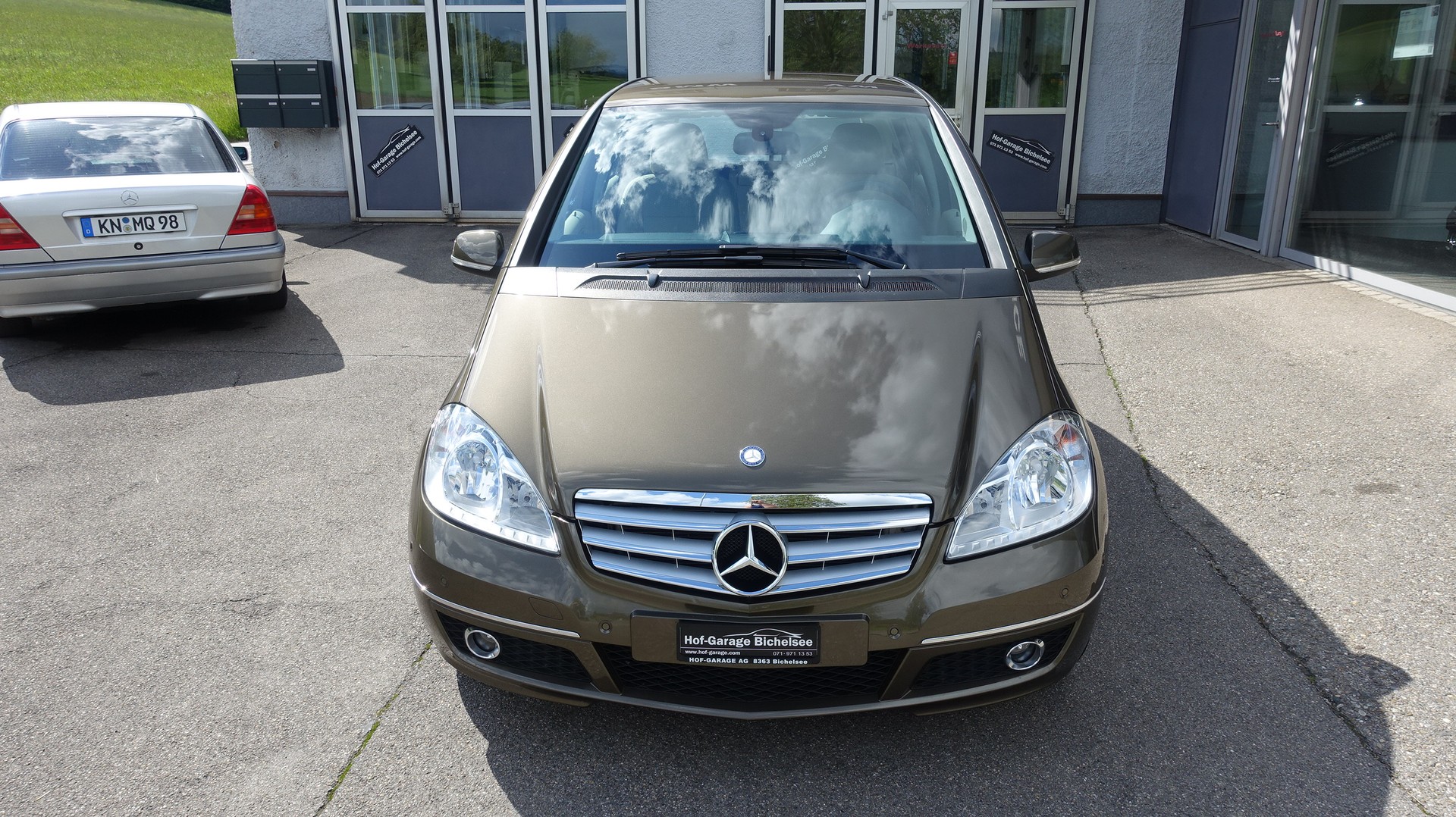 MERCEDES-BENZ A 180 Avantgarde Selection Autotronic-image-2