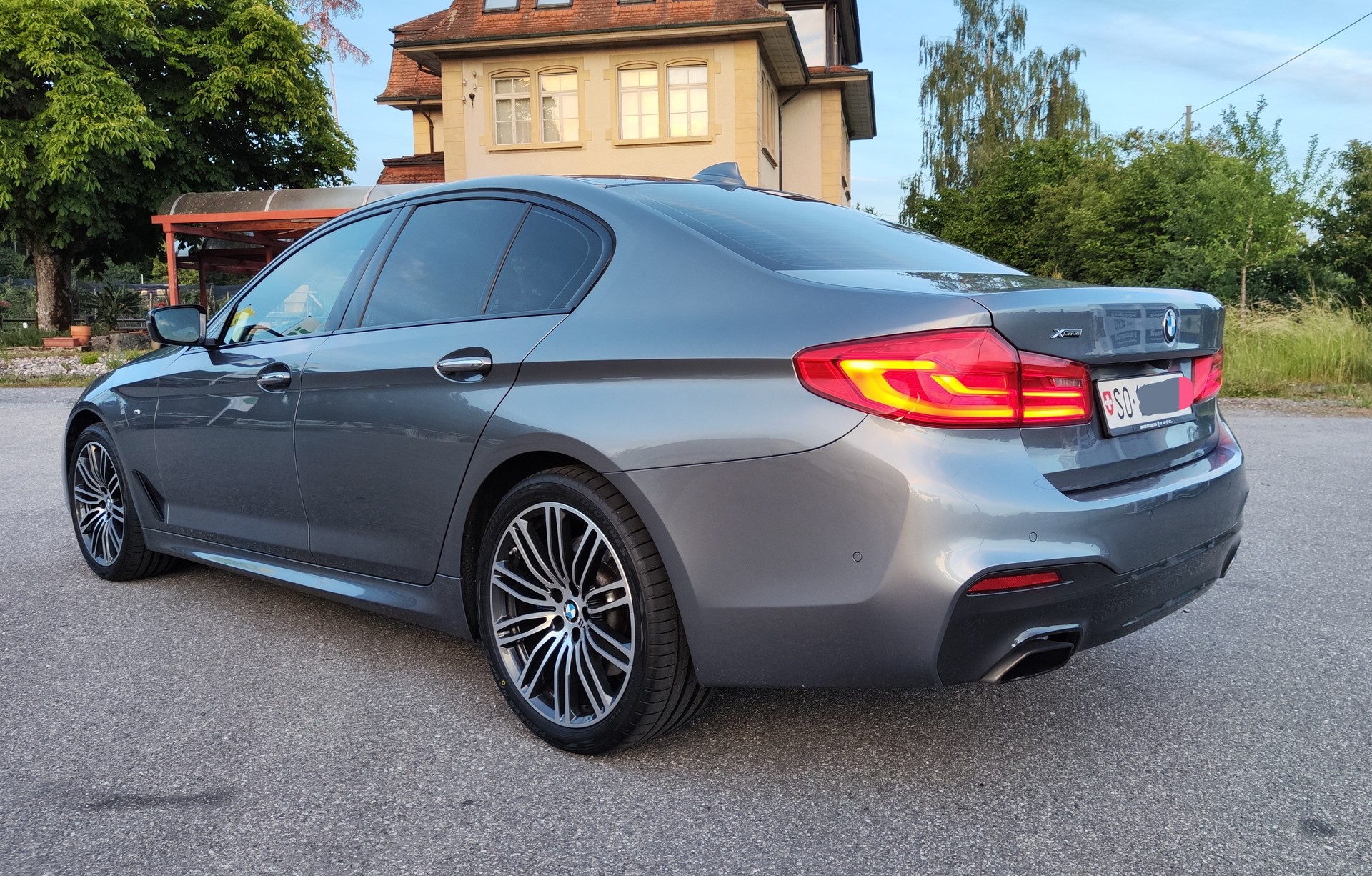 BMW 540i xDrive Sport Line Steptronic M Paket-image-4