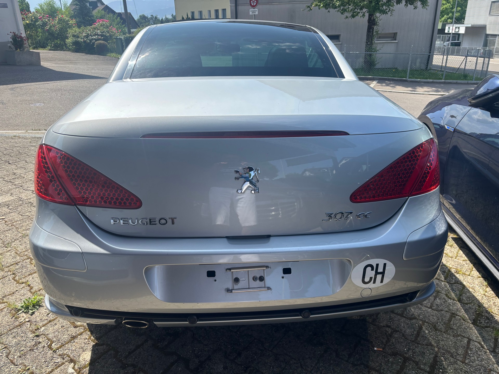 PEUGEOT 307 CC 2.0 16V-image-3