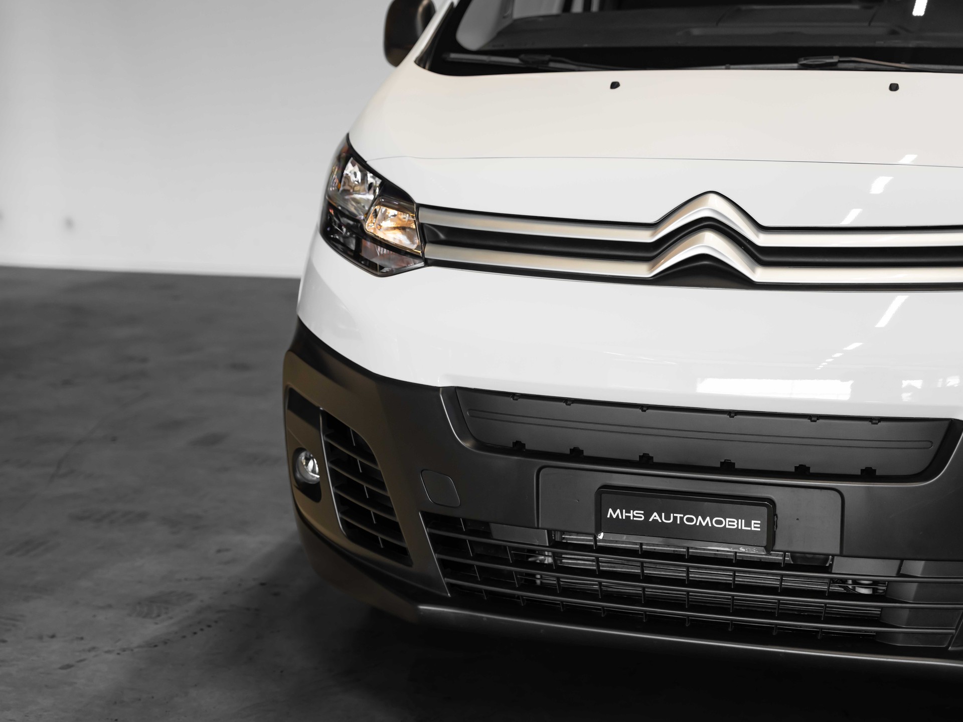 CITROEN e-Jumpy M 50kWh-image-18