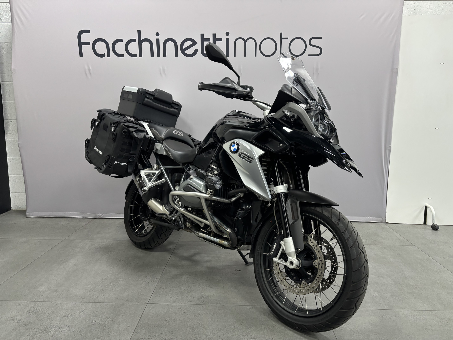 BMW R 1200 GS-showroom-element-1