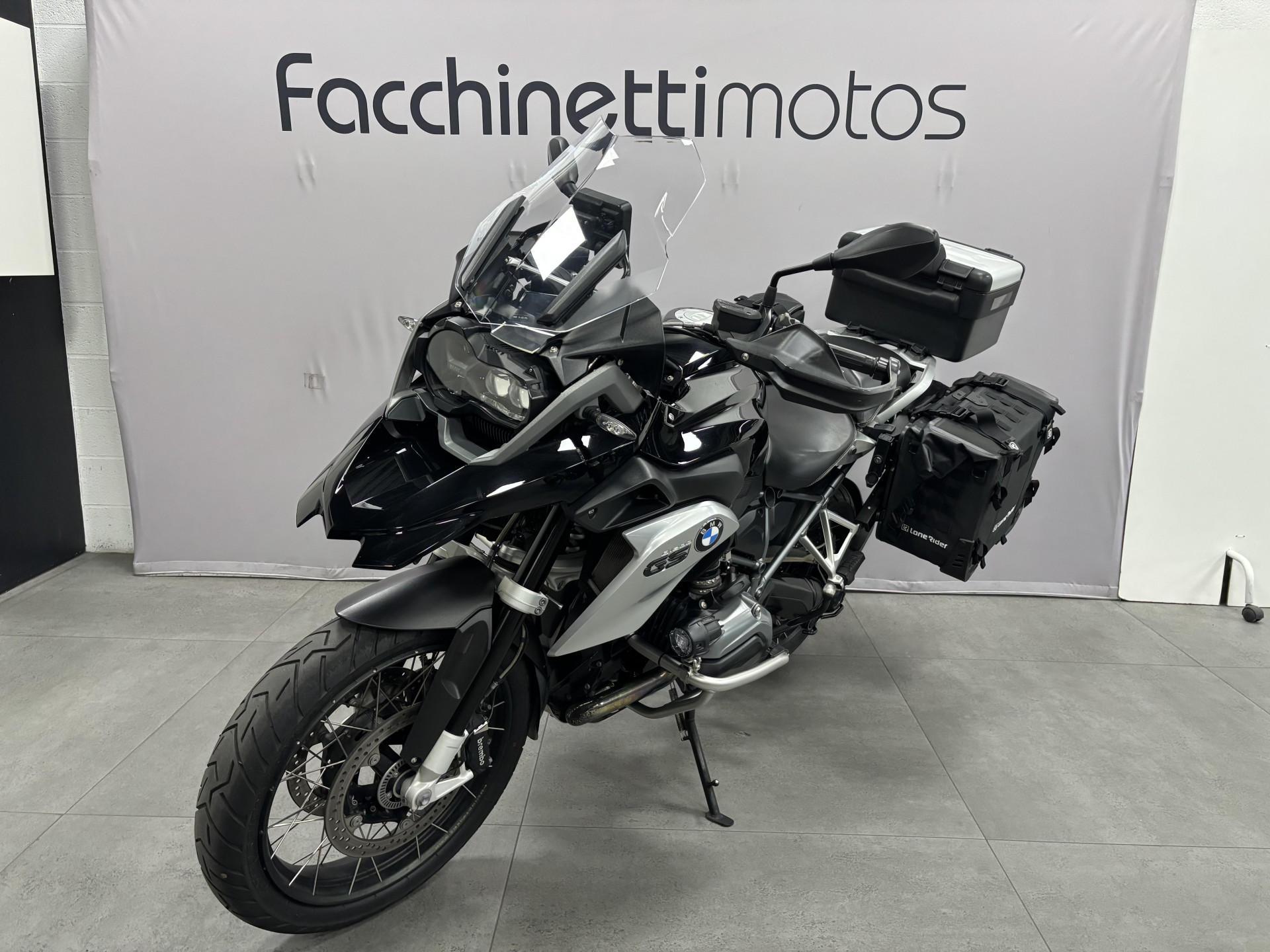 BMW R 1200 GS-showroom-element-2