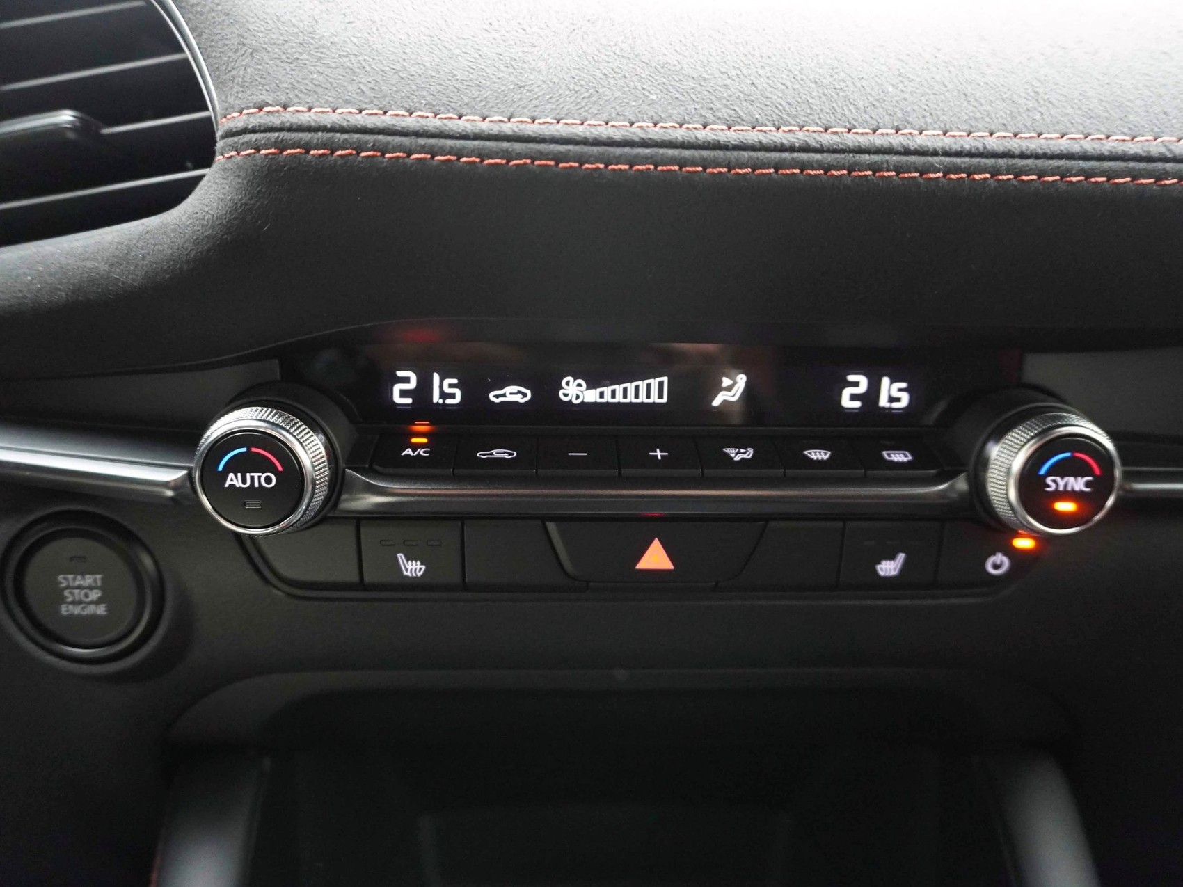 MAZDA 3 Hatchback 2.5 Nagisa-image-17