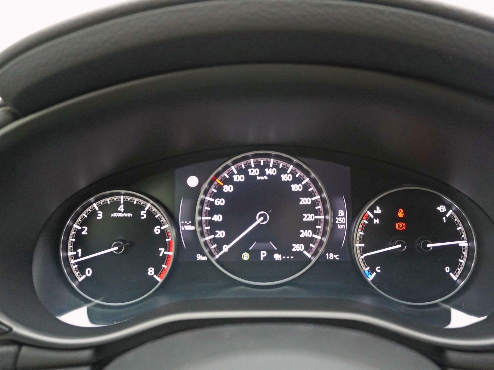 MAZDA 3 Hatchback 2.5 Nagisa-image-12