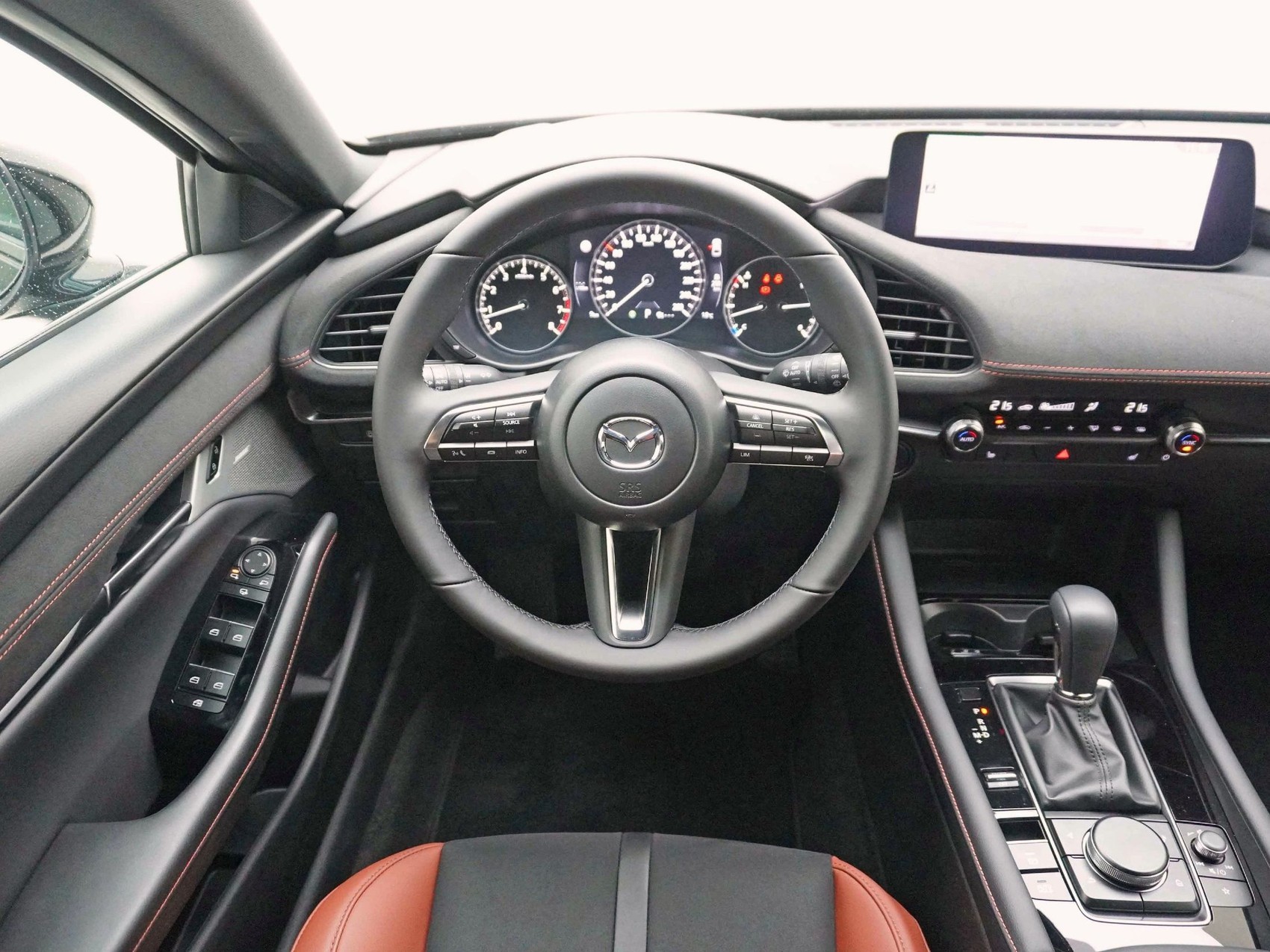 MAZDA 3 Hatchback 2.5 Nagisa-image-10