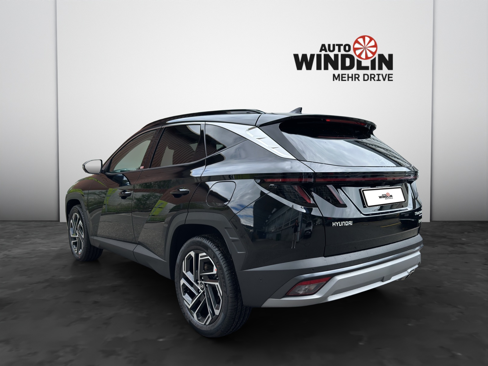 HYUNDAI Tucson 1.6 T-GDi HEV Vertex Swiss Edition 4WD MY26-showroom-element-2