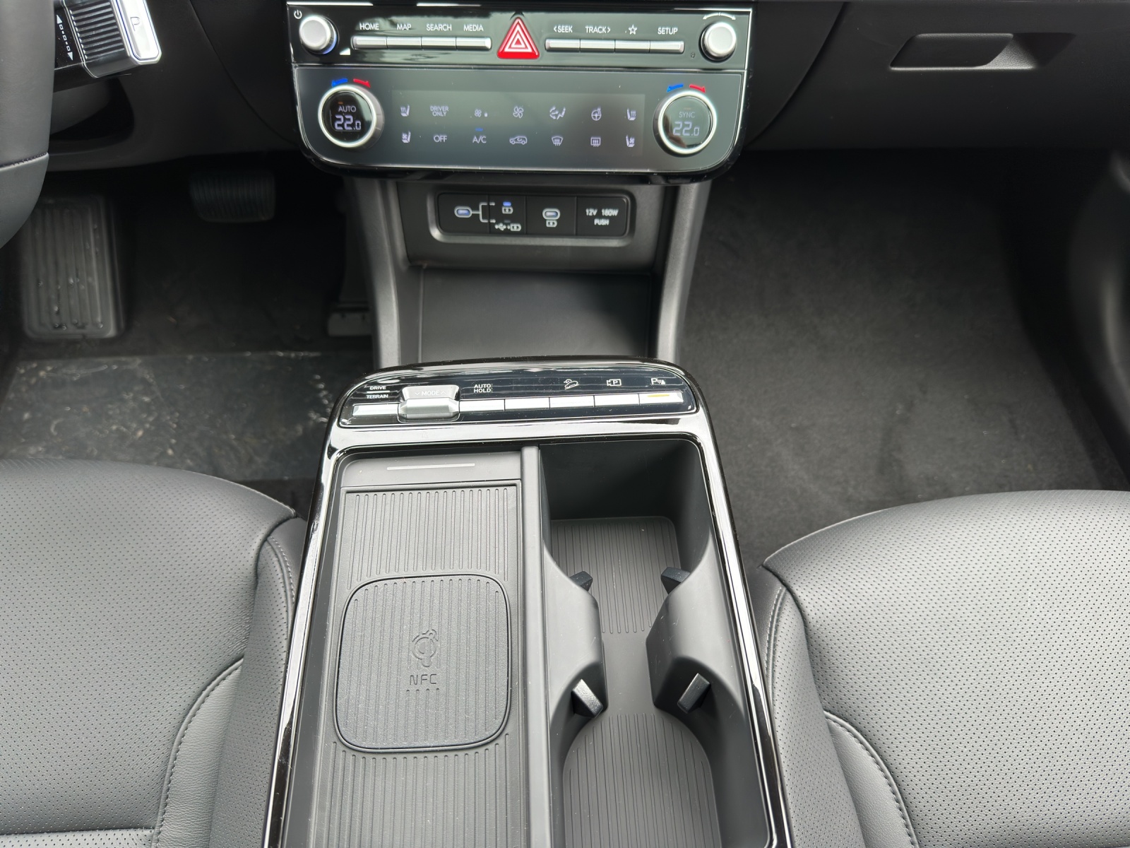 HYUNDAI Tucson 1.6 T-GDi HEV Vertex Swiss Edition 4WD MY26-image-9