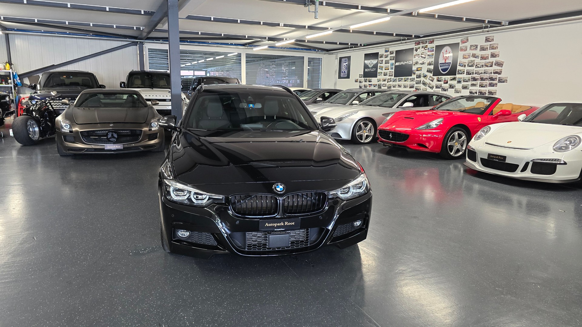 BMW 320d xDrive Touring Edition M Sport Steptronic-showroom-element-2