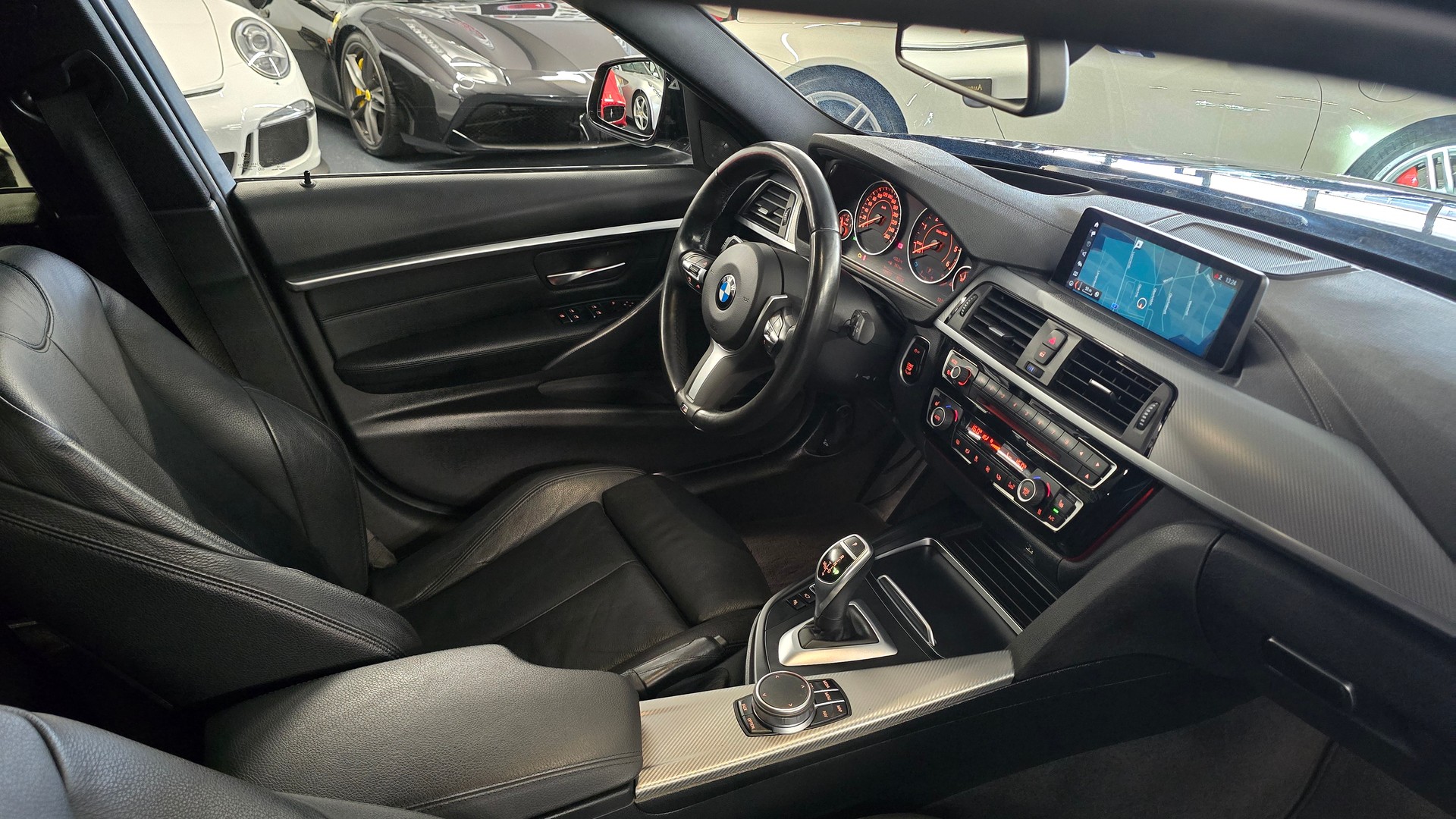 BMW 320d xDrive Touring Edition M Sport Steptronic-image-21