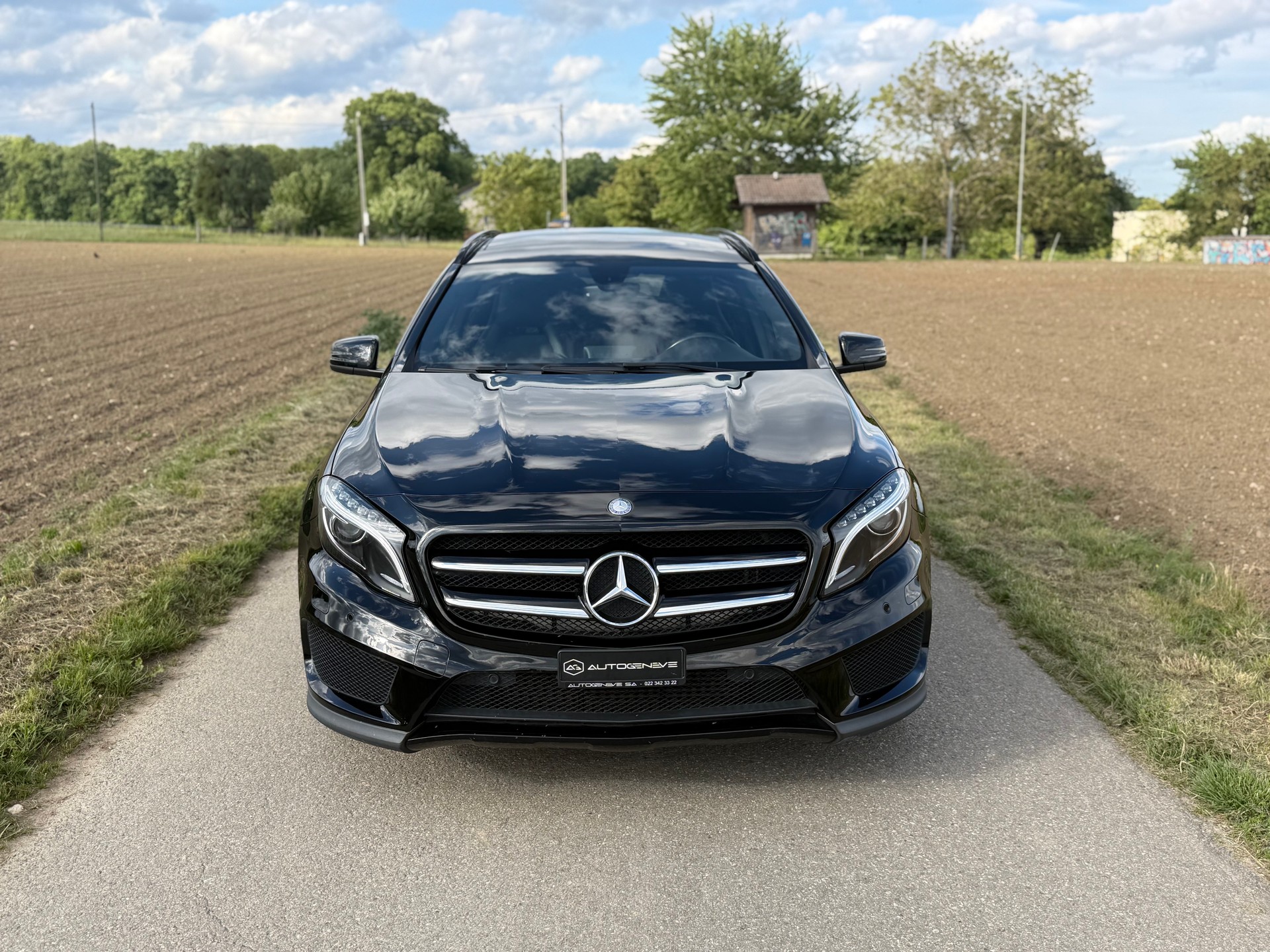 MERCEDES-BENZ GLA 200 AMG Line 7G-DCT