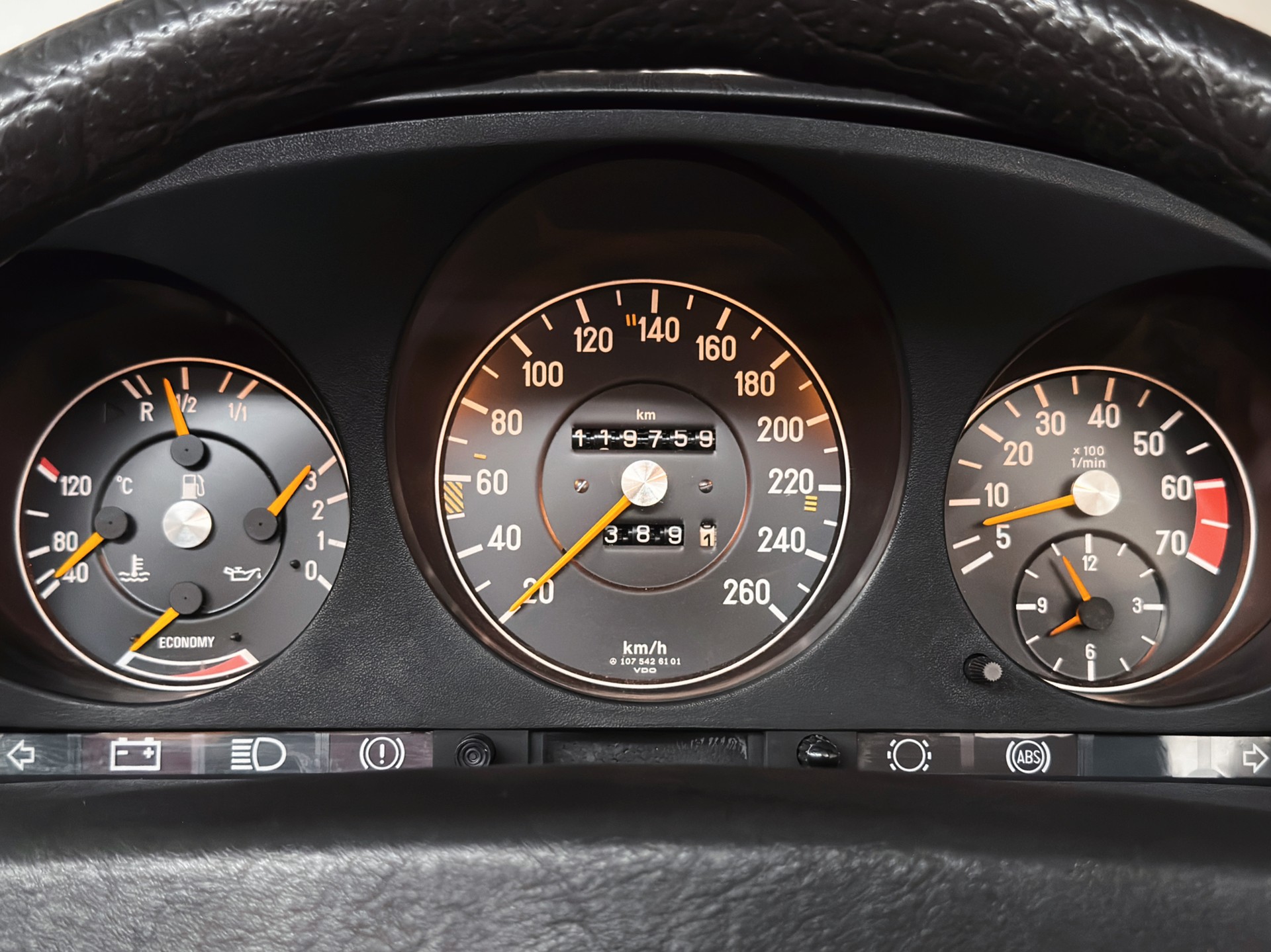 MERCEDES-BENZ SL 500-image-24