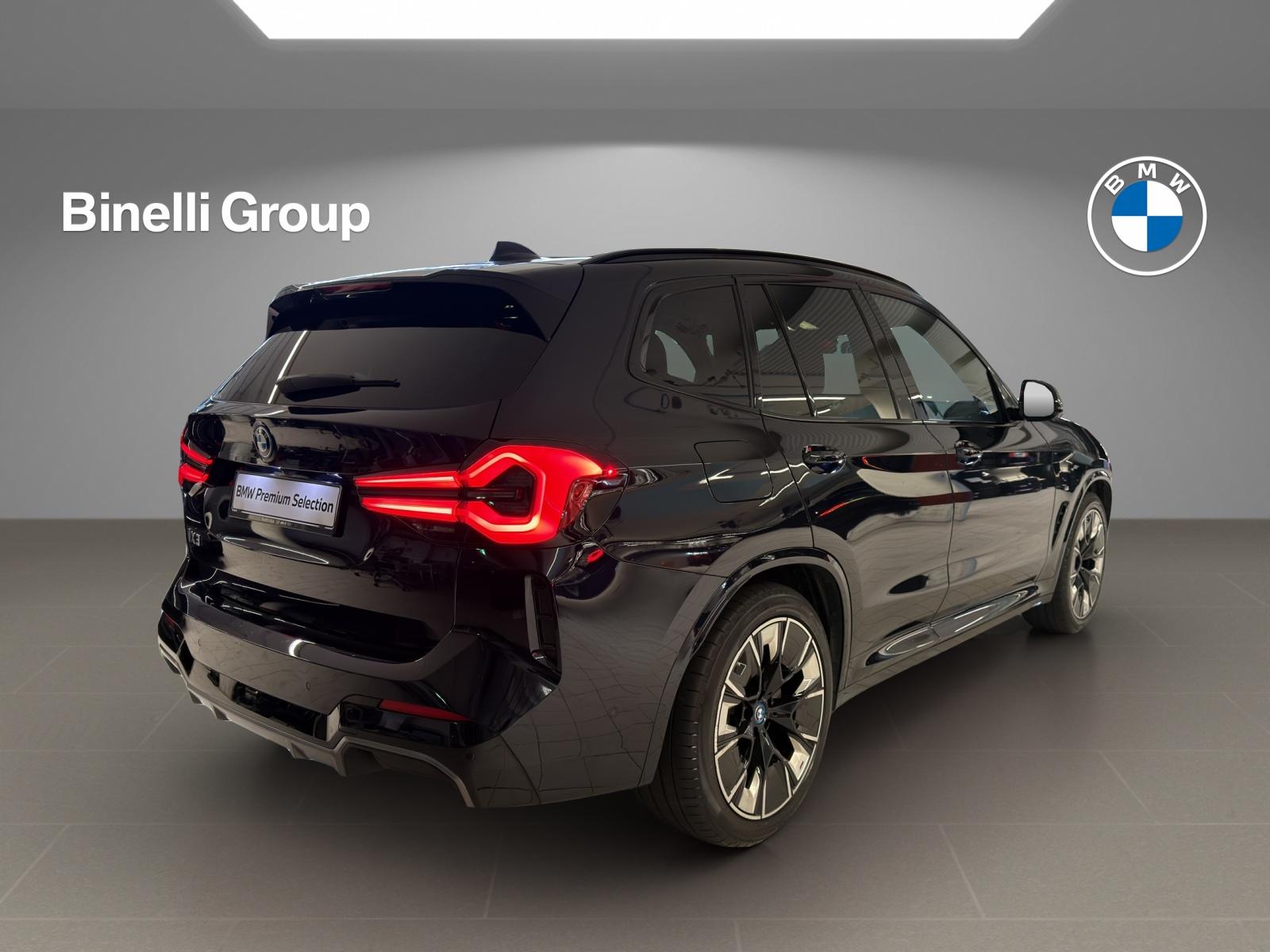 BMW iX3-image-5