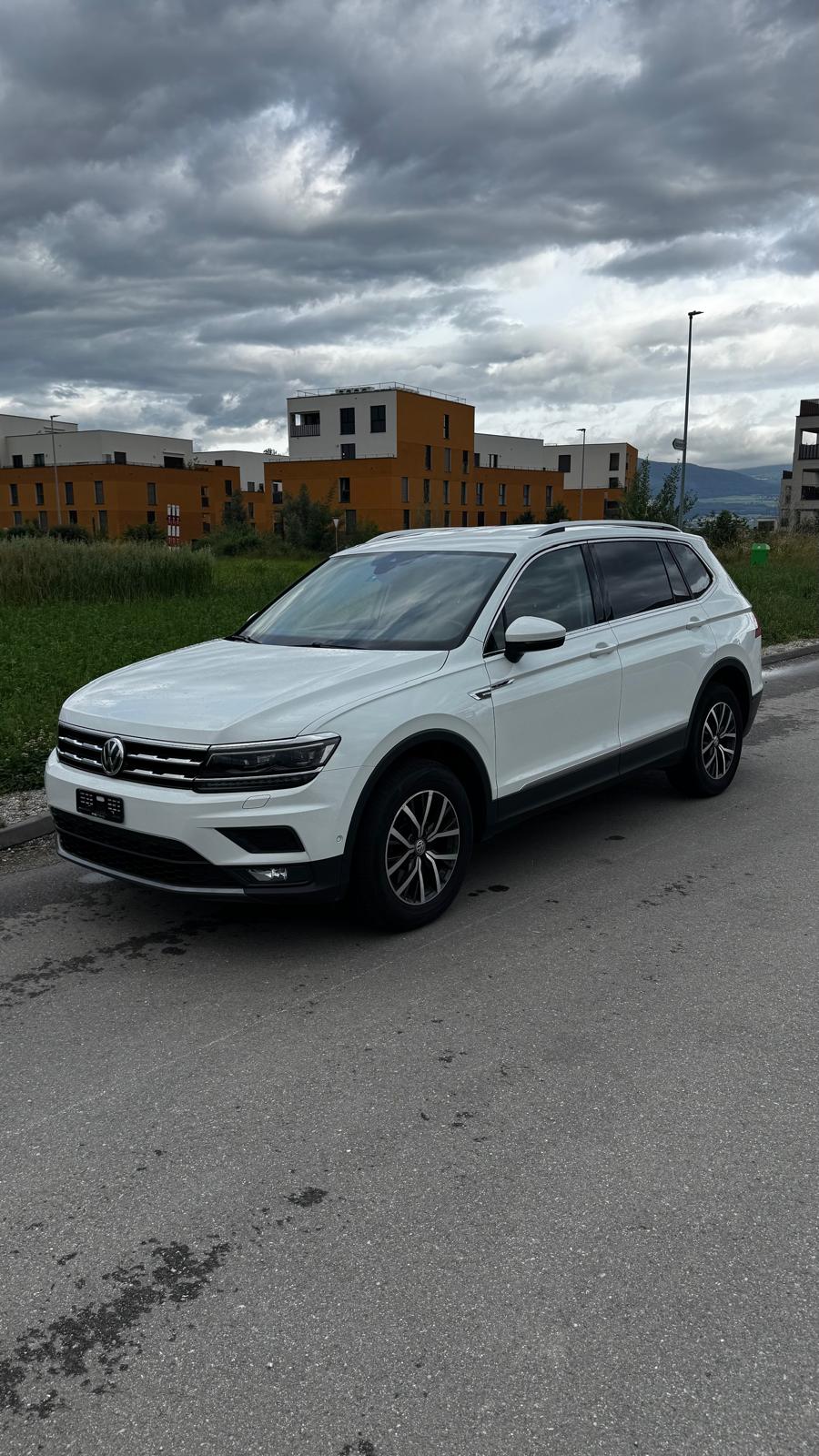 VW Tiguan Allspace 2.0TSI Comfortline 4Motion DSG-image-1