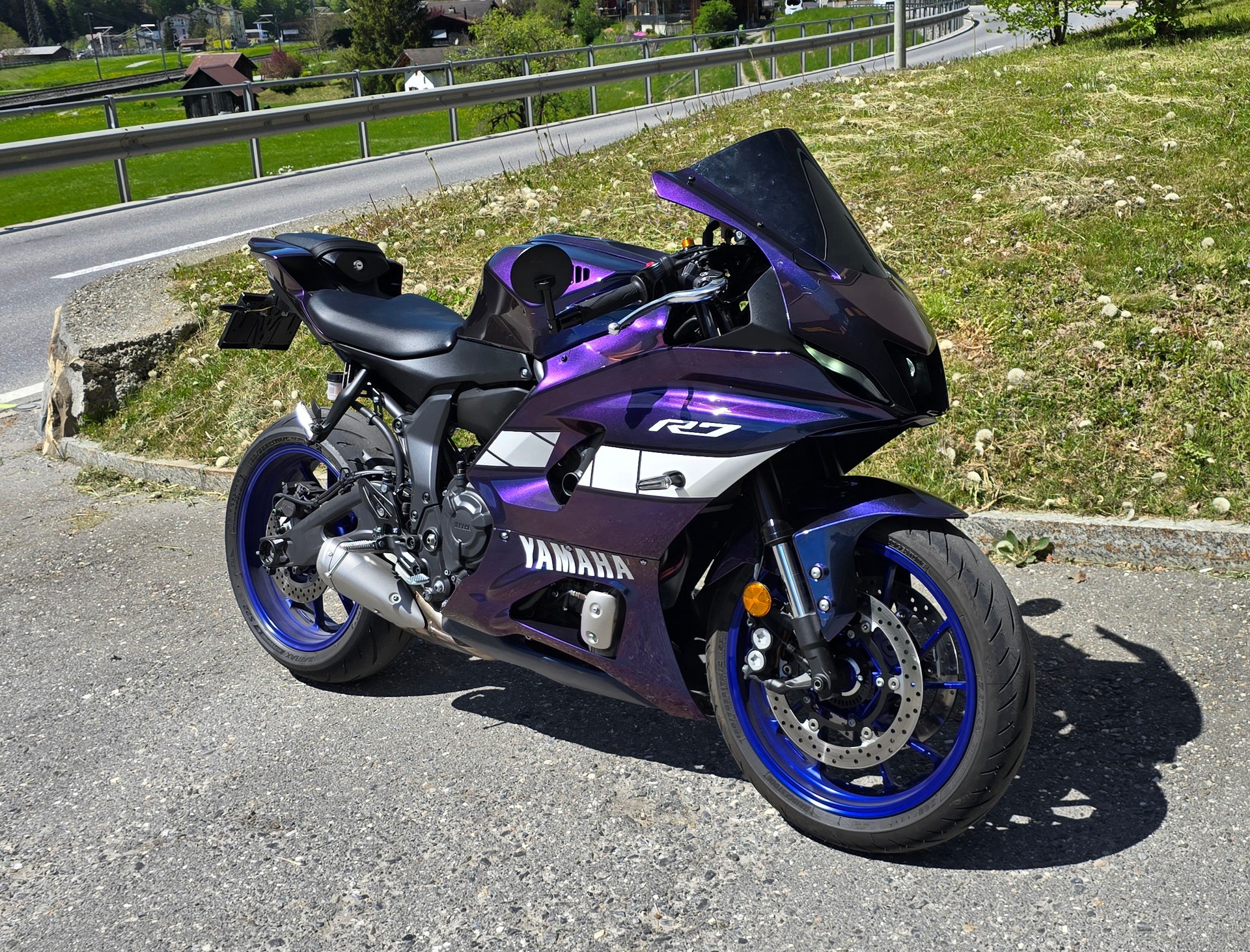 YAMAHA YZF-R7 (35kW)-image-0