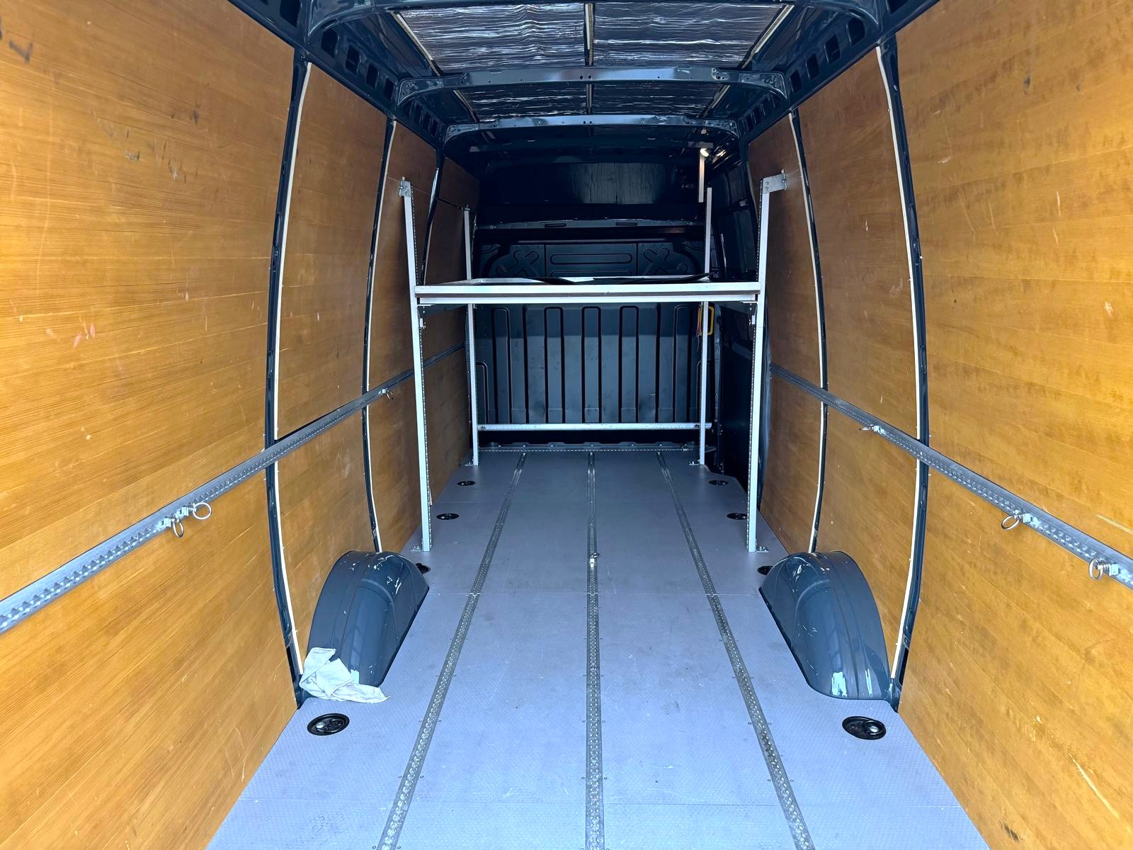 IVECO 35 S 16 A8 Lang Automatik-image-17