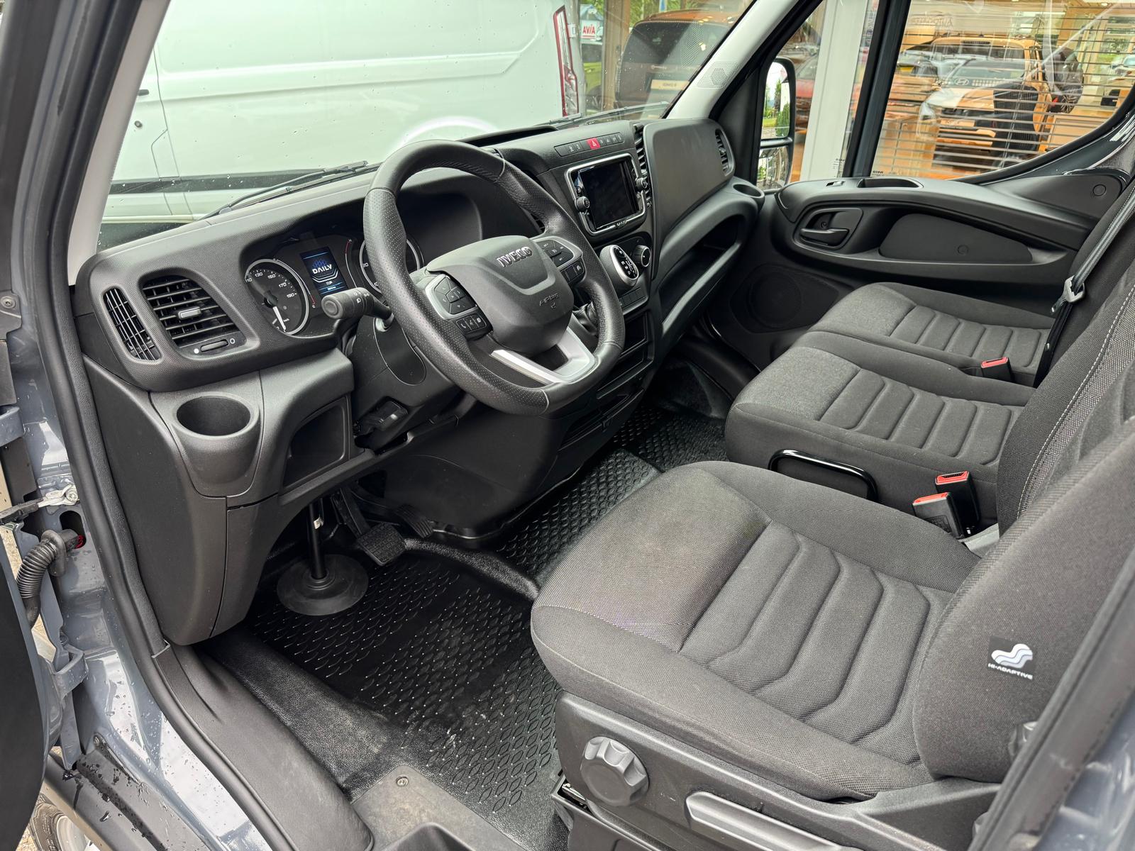IVECO 35 S 16 A8 Lang Automatik-showroom-element-1