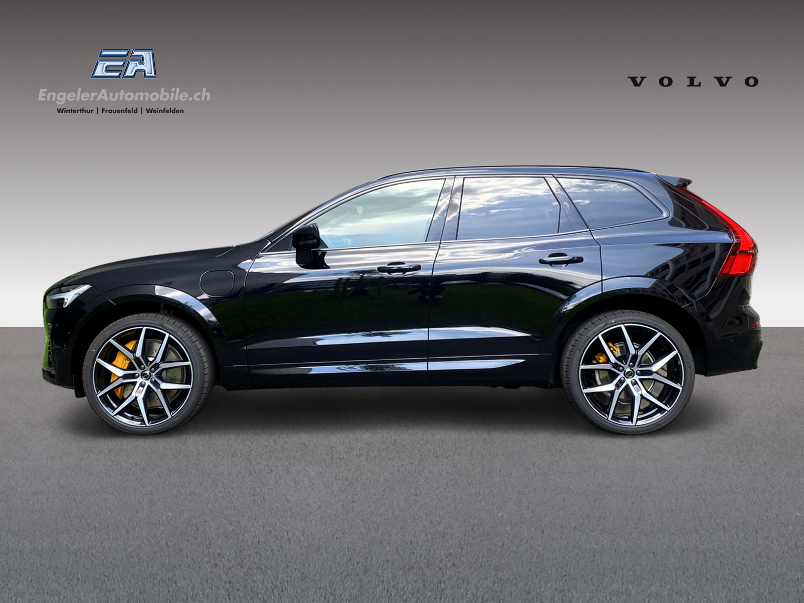 VOLVO XC60 2.0 T8 TE Polestar eAWD Last Edition-showroom-element-3