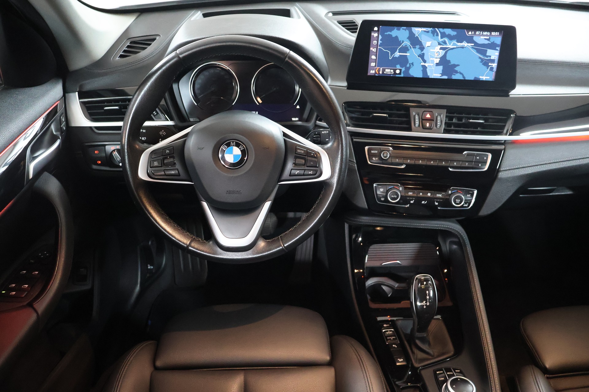 BMW X1 xDrive 20d Sport Line Steptronic-image-8