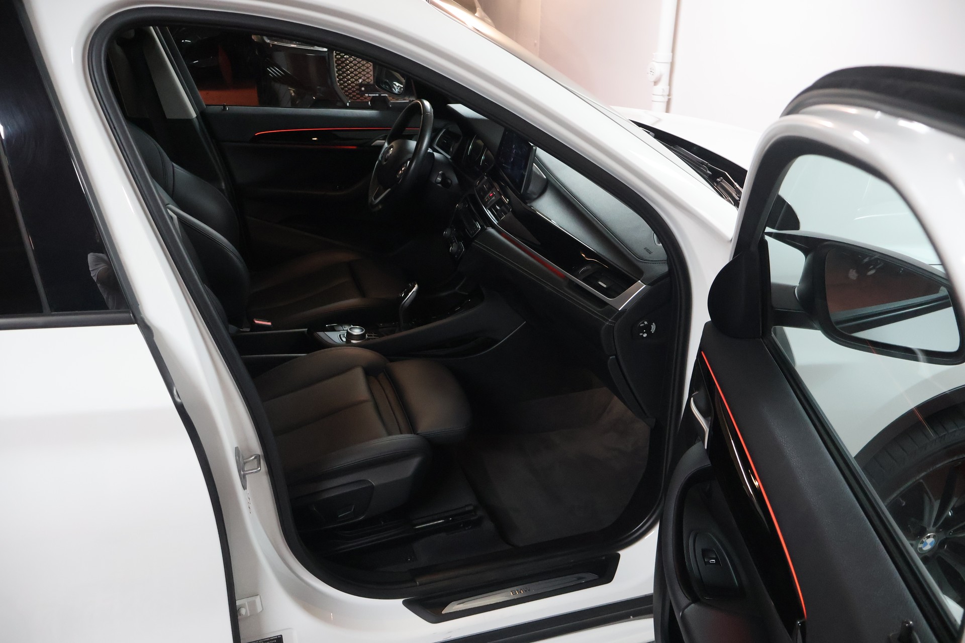 BMW X1 xDrive 20d Sport Line Steptronic-image-13