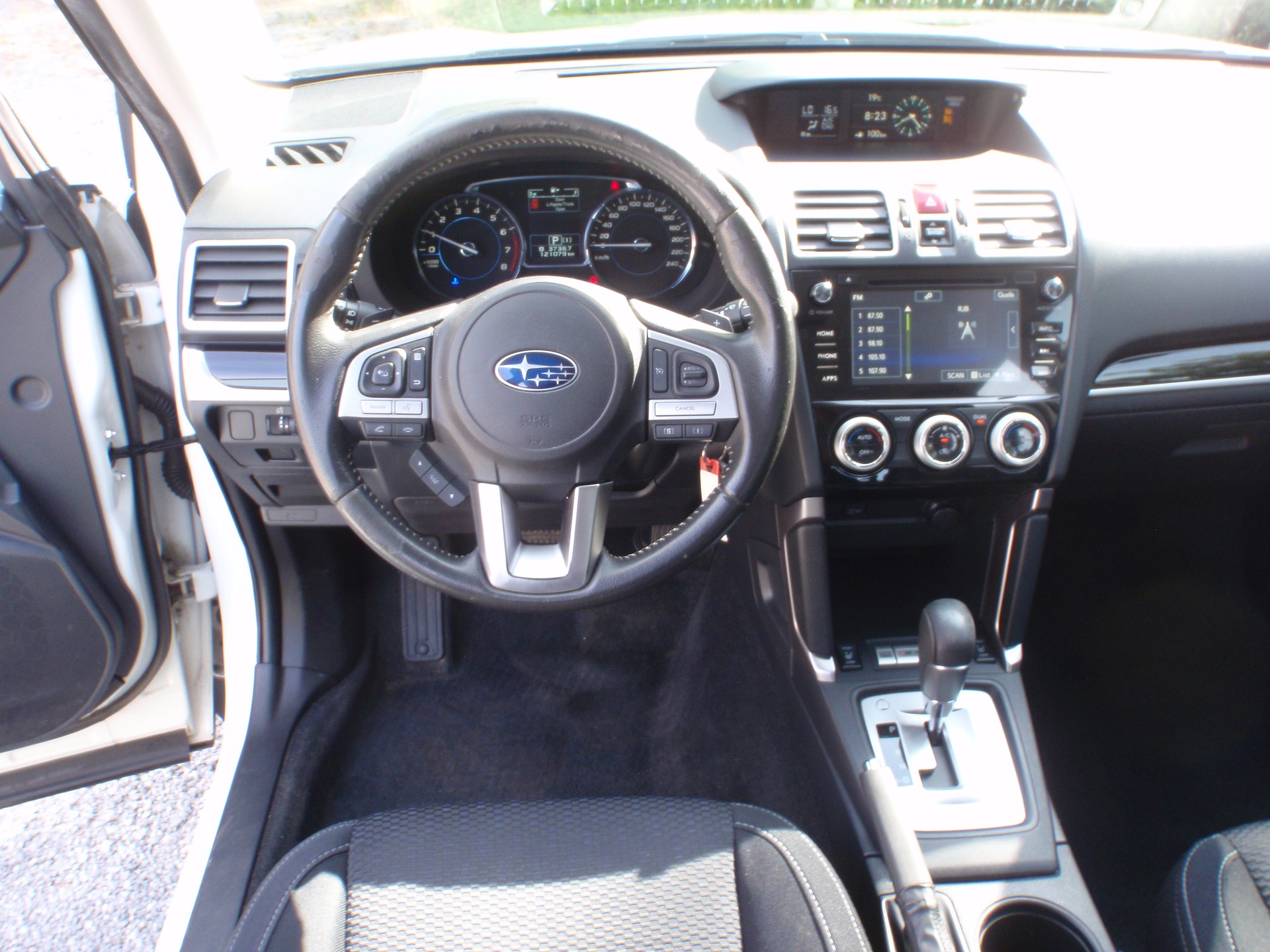 SUBARU Forester 2.0i Advantage Lineartronic-image-7