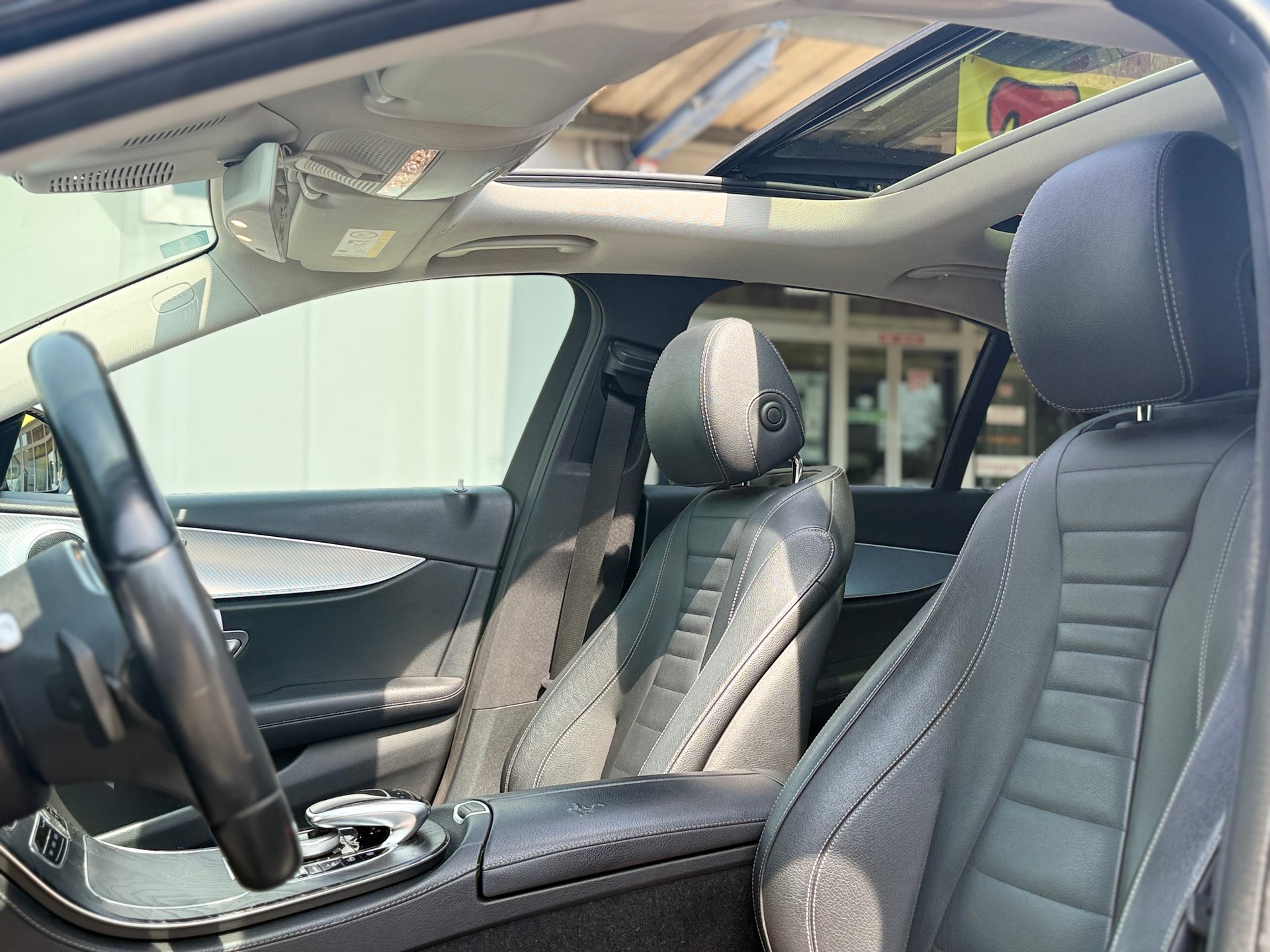 MERCEDES-BENZ E 220 d 9G-Tronic-image-8
