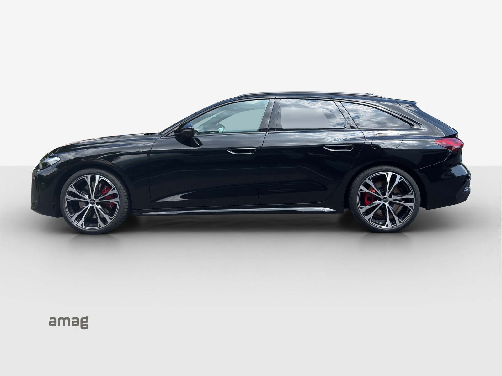 AUDI A5 Avant e-hybrid quattro 270 kW S tronic-image-1