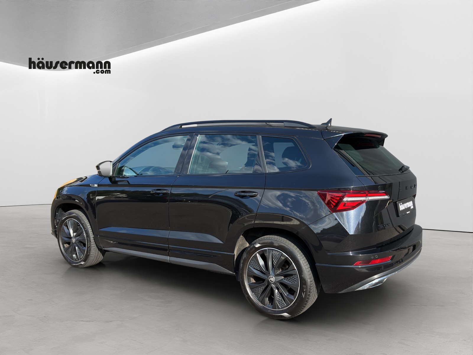 SKODA Karoq 2.0 TSI SportLine 4x4 DSG-showroom-element-2